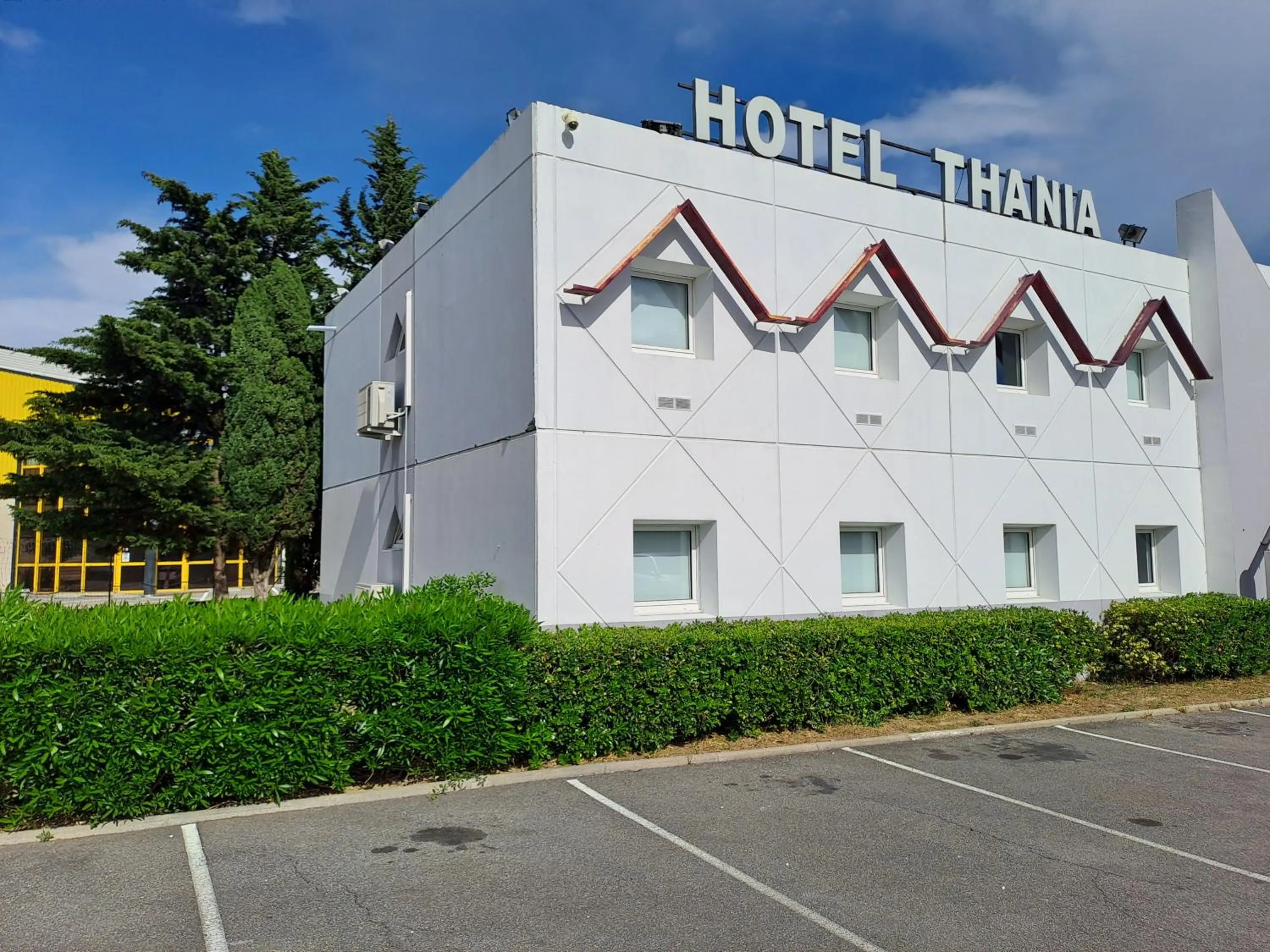 Property building in HOTEL THANIA