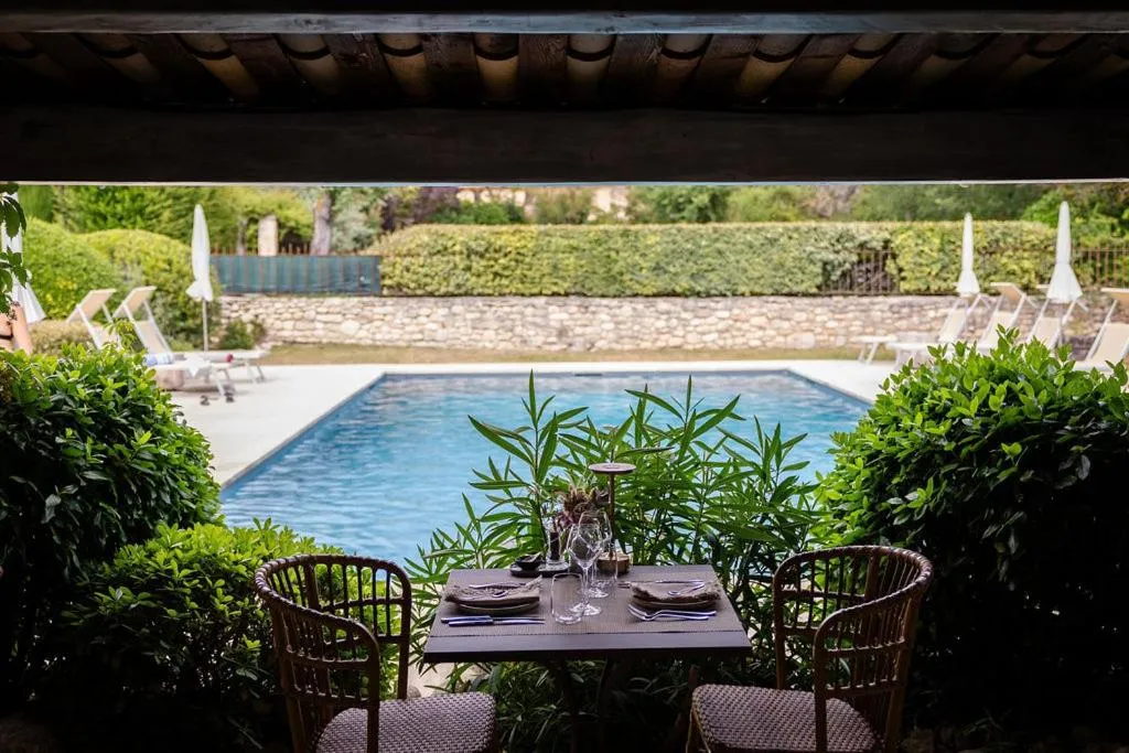 Patio in LA FERME DE LA HUPPE