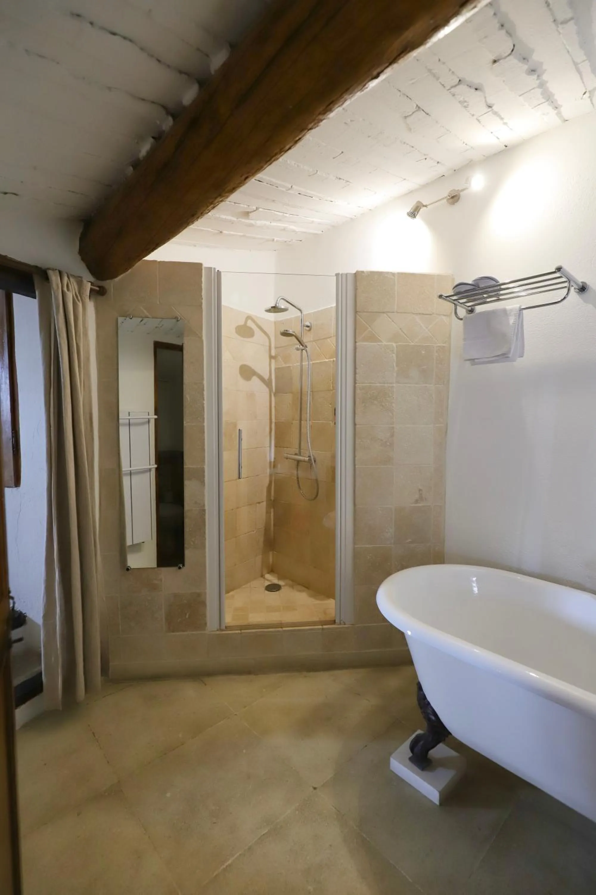 Bathroom in LA FERME DE LA HUPPE