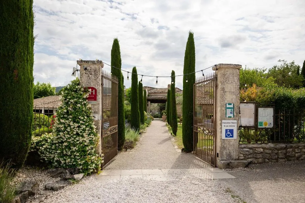 Garden in LA FERME DE LA HUPPE