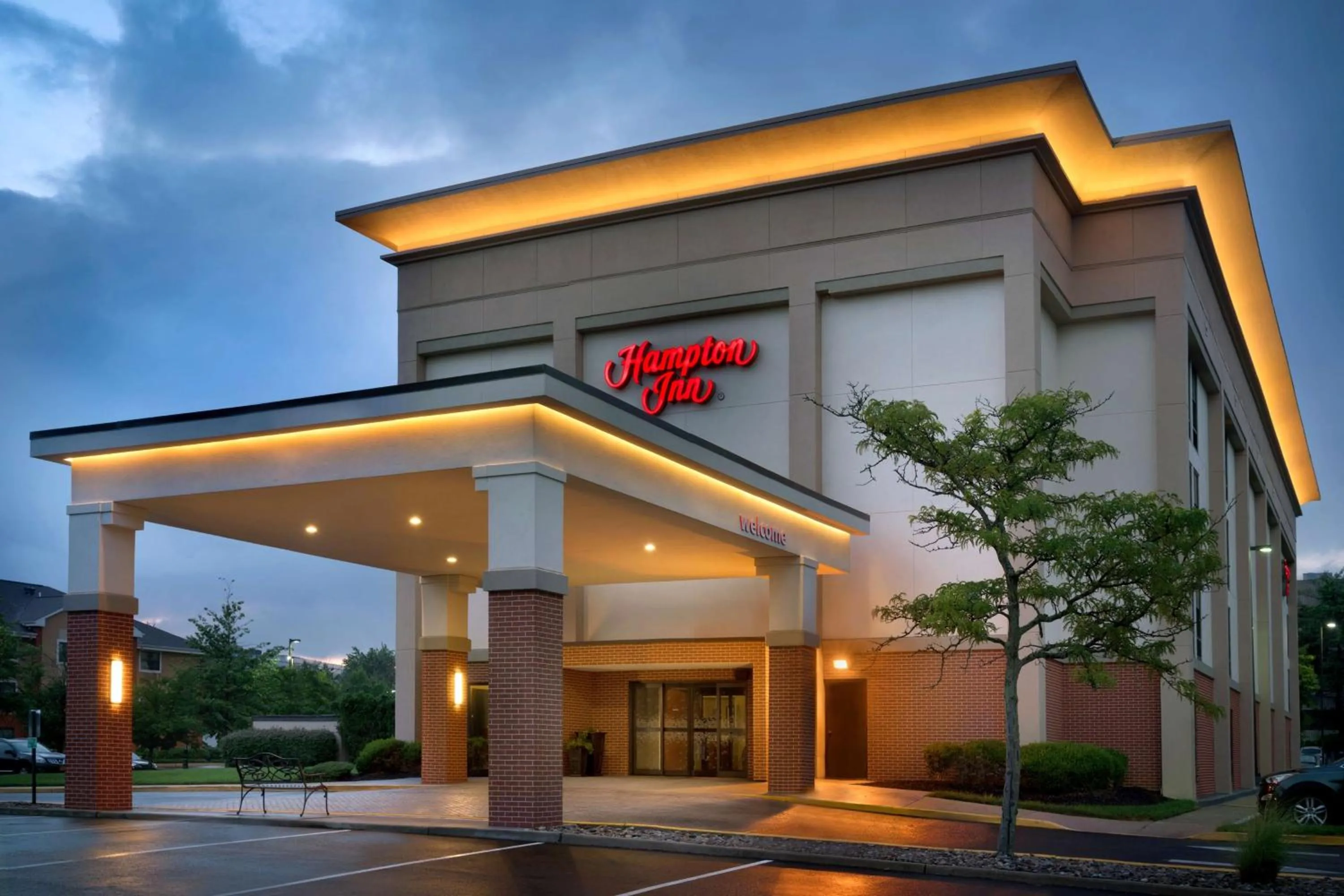 Property building in Hampton Inn Philadelphia/Mt. Laurel
