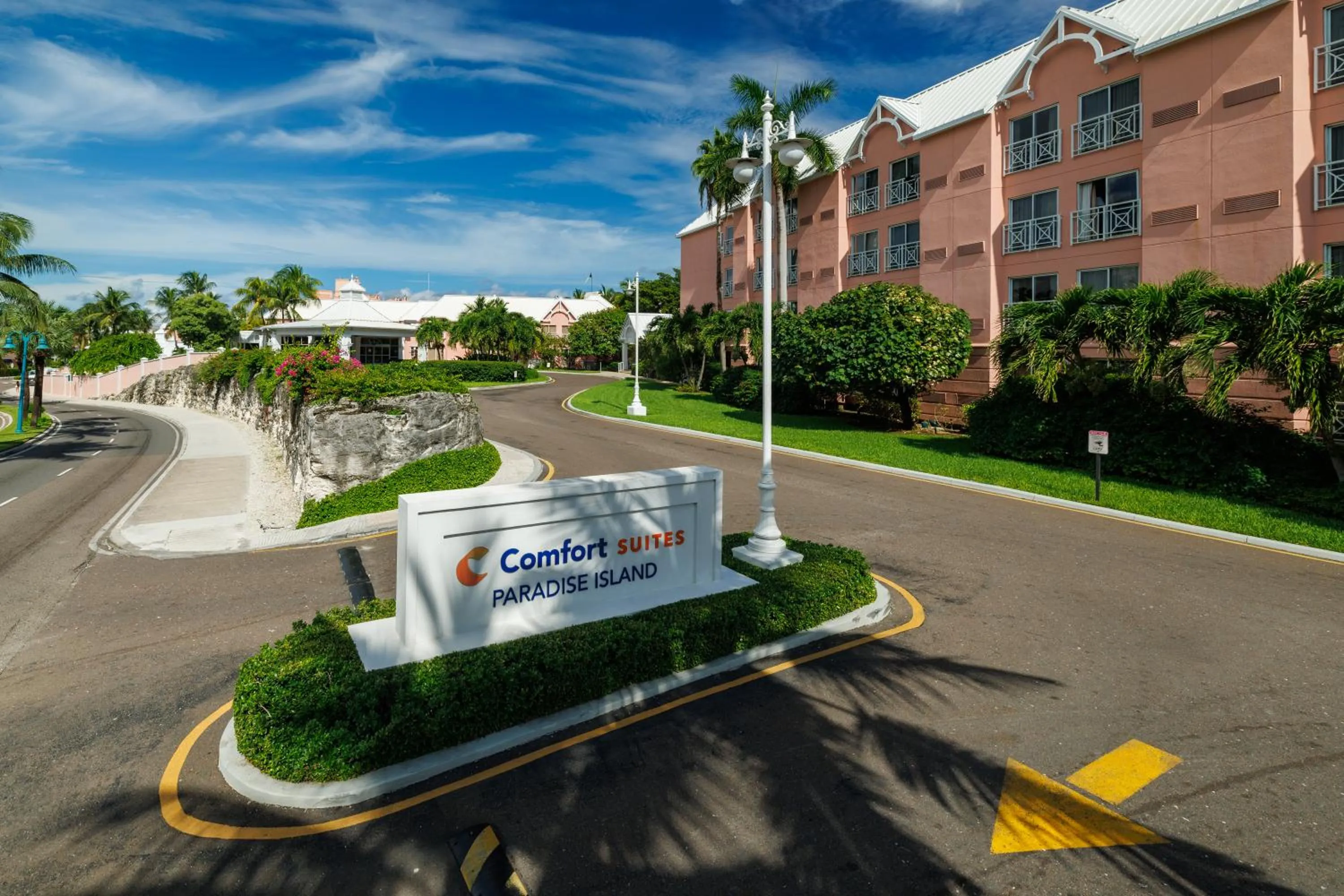Property building in Comfort Suites Paradise Island