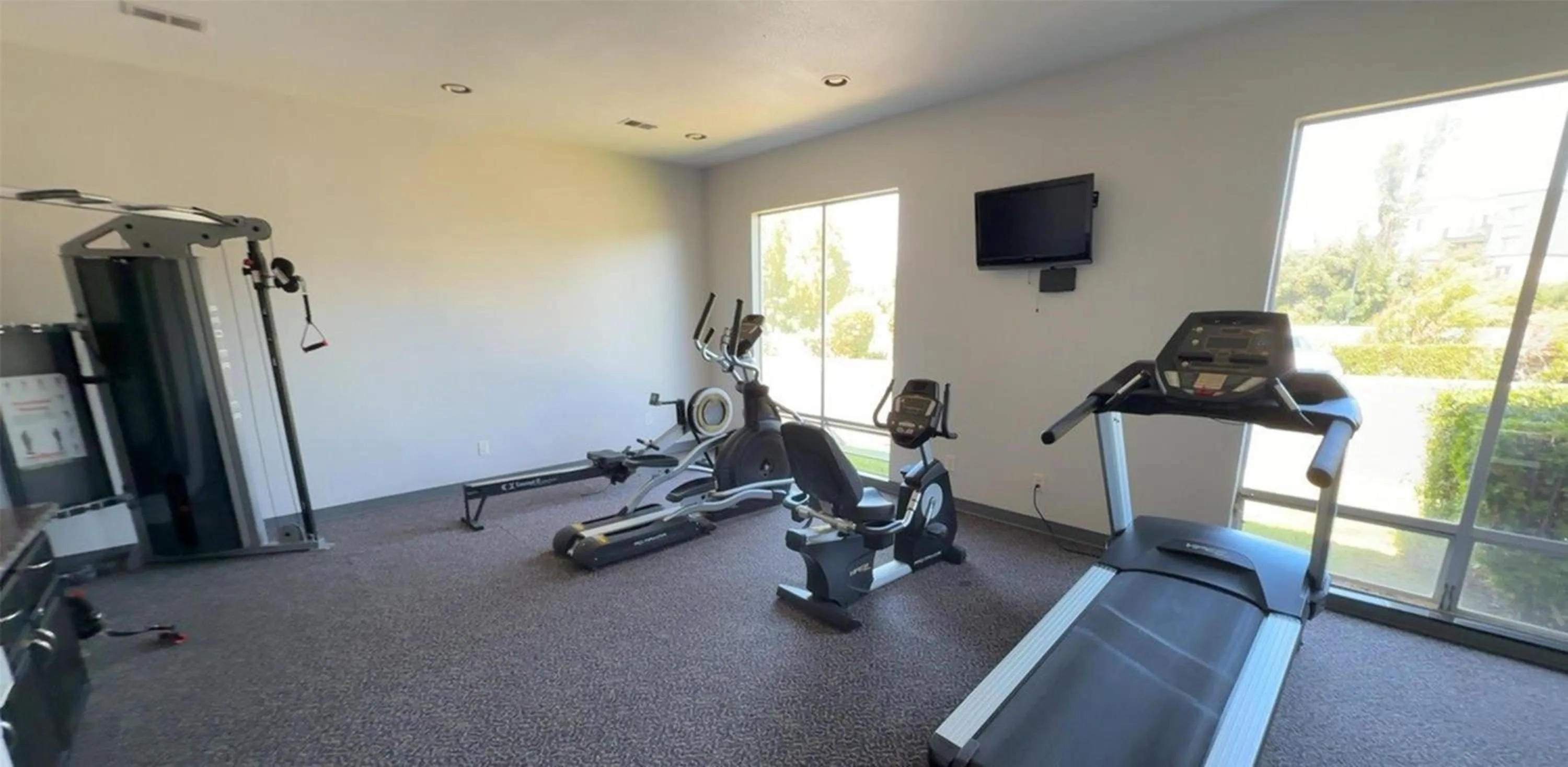 Fitness centre/facilities in SureStay by Best Western Sunnyvale Silicon Valley