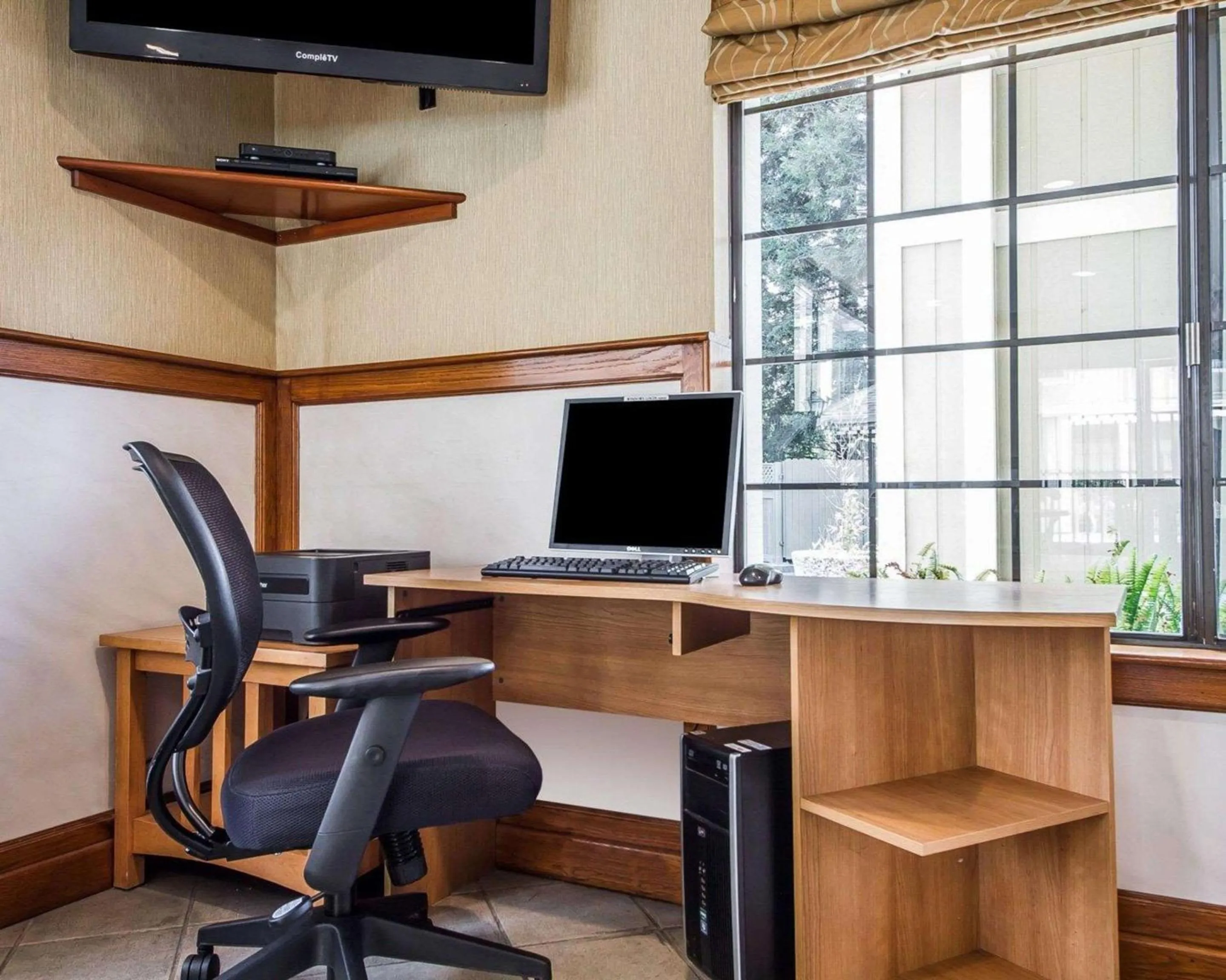 On site in Quality Inn Petaluma - Sonoma