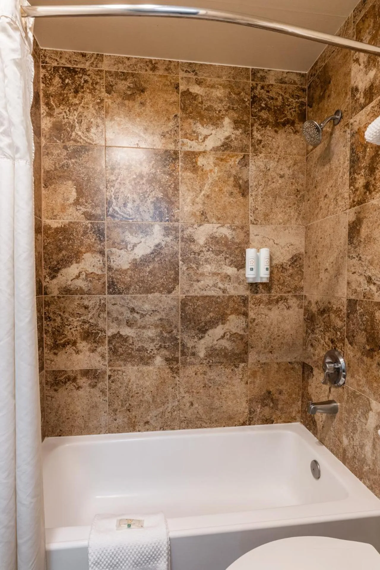 Shower in Quality Inn near Mammoth Mountain Ski Resort