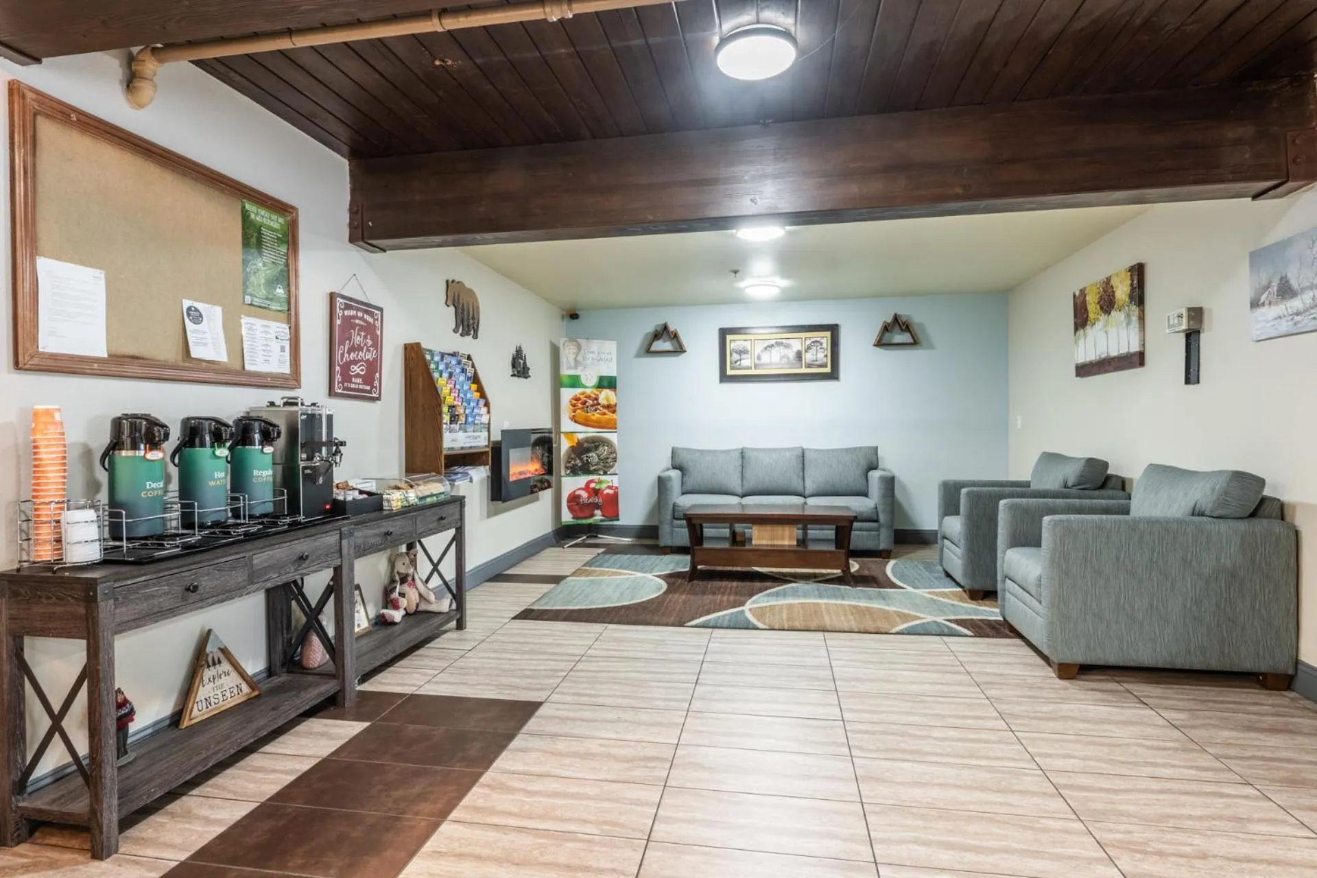 Coffee/tea facilities in Quality Inn near Mammoth Mountain Ski Resort