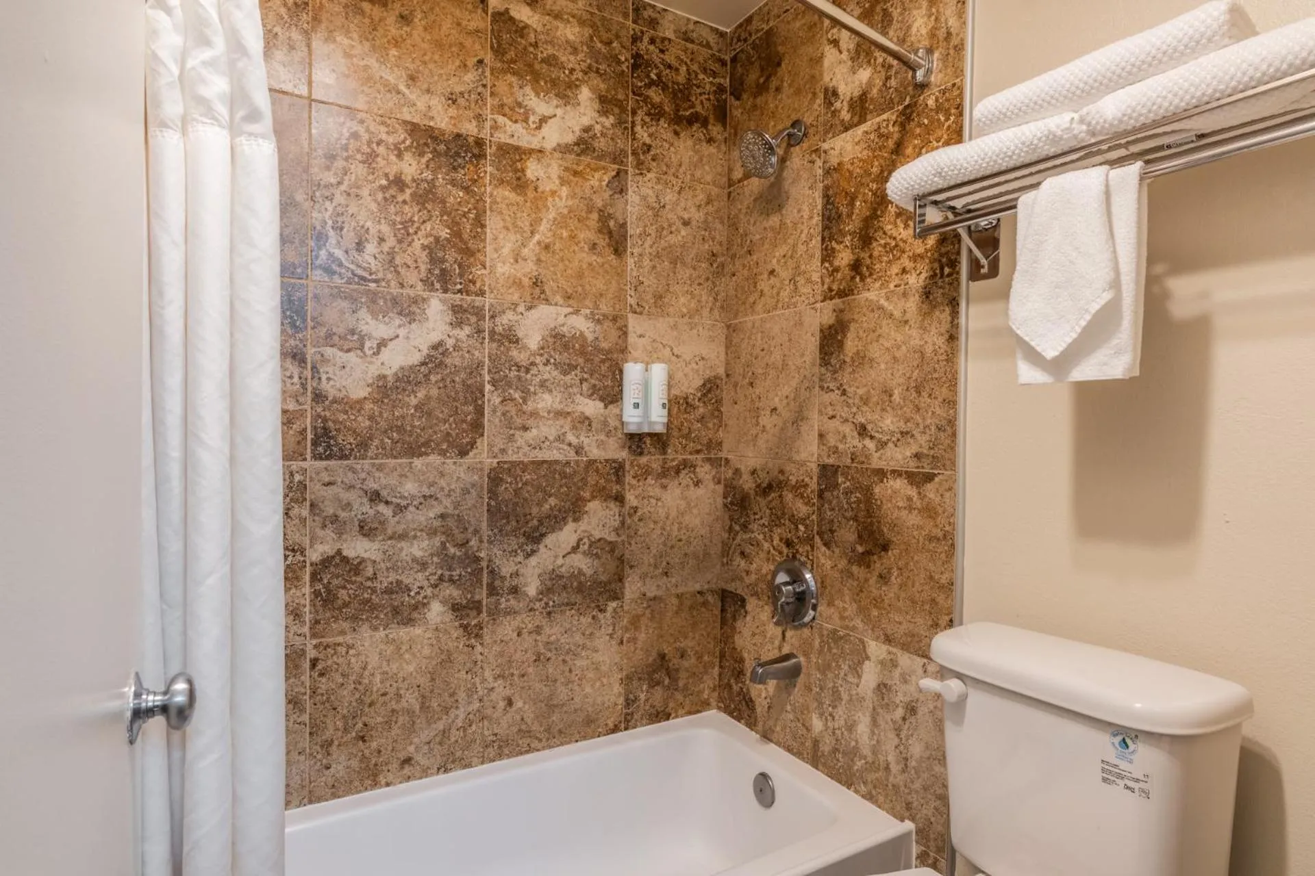 Shower in Quality Inn near Mammoth Mountain Ski Resort