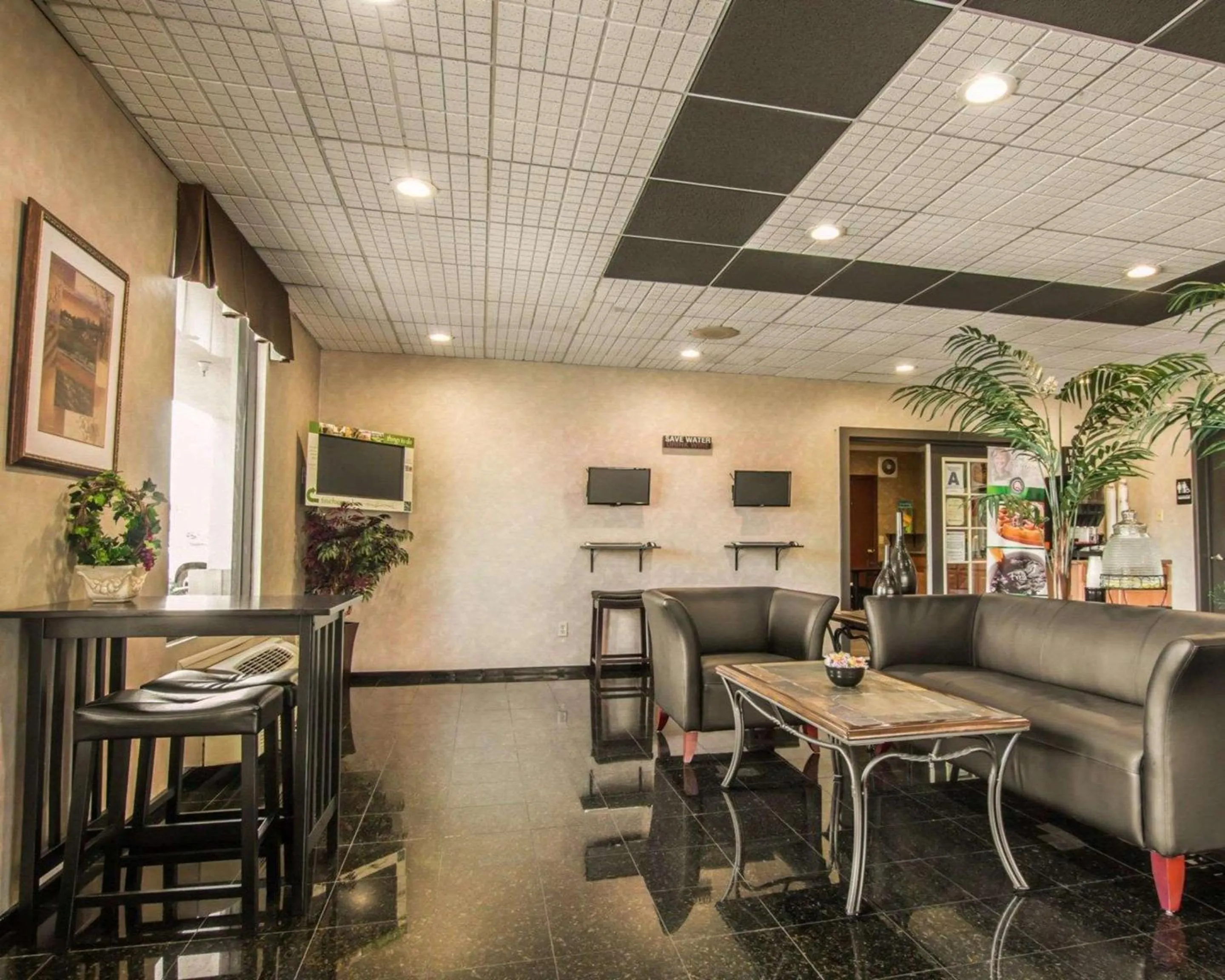 Lobby or reception in Quality Inn Temecula Valley Wine Country