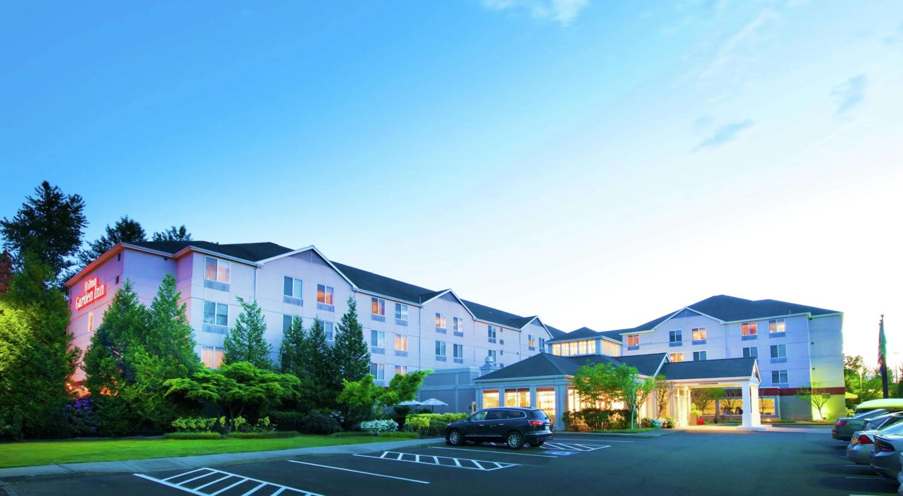 Property building in Hilton Garden Inn Seattle/Renton