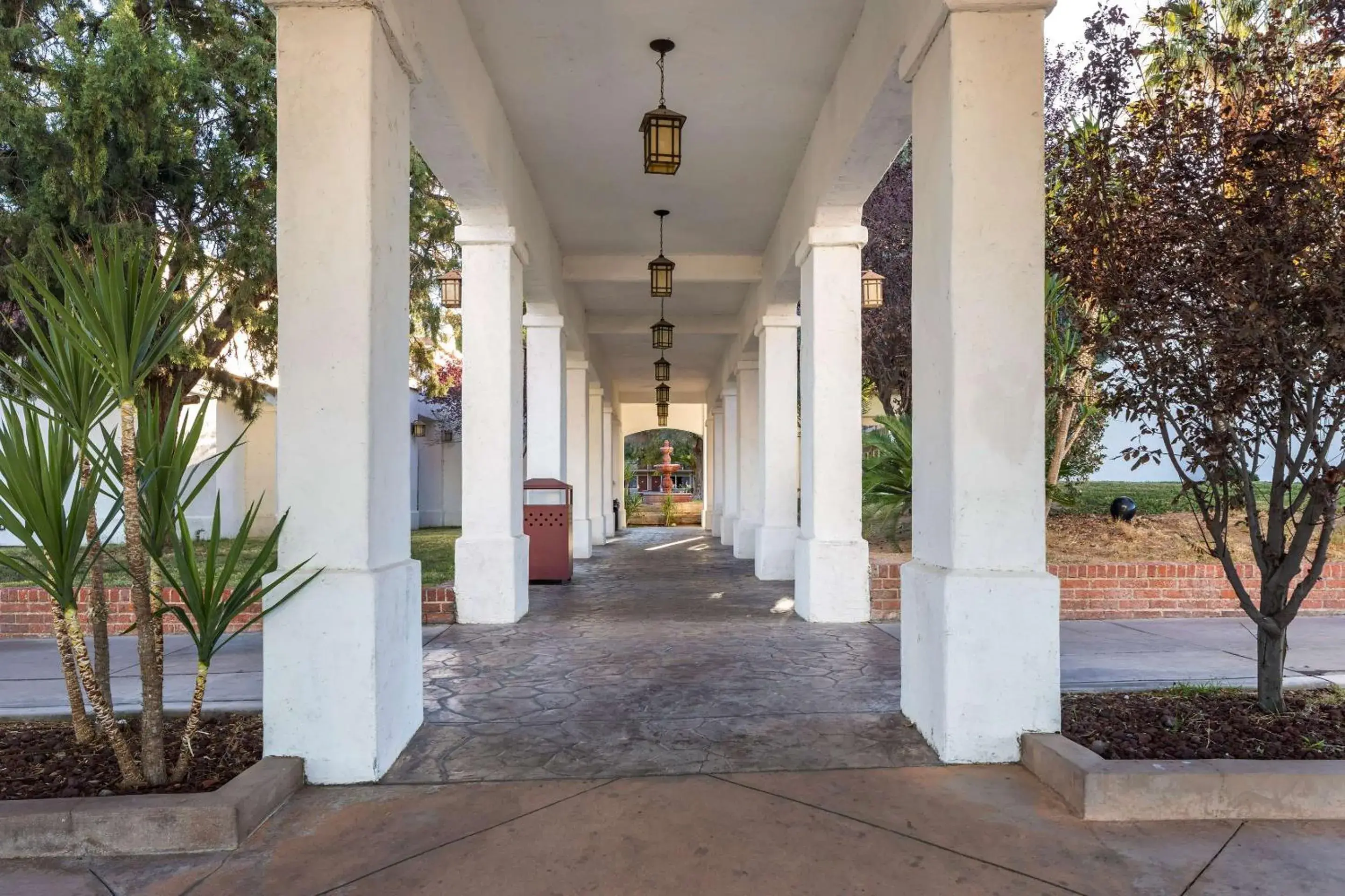 Property building in Quality Inn On Historic Route 66 Property building in Quality Inn On Historic Route 66