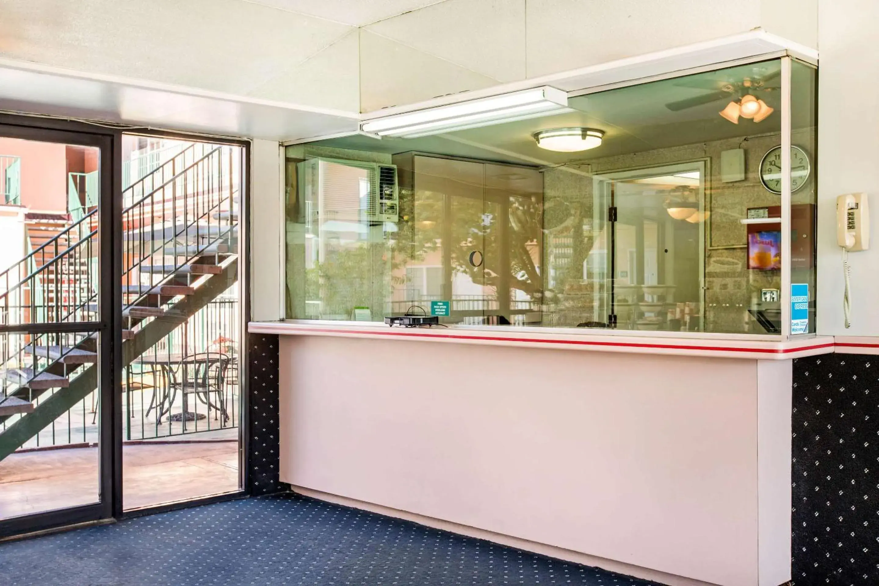 Lobby or reception in Rodeway Inn near Melrose Ave Lobby or reception in Rodeway Inn near Melrose Ave