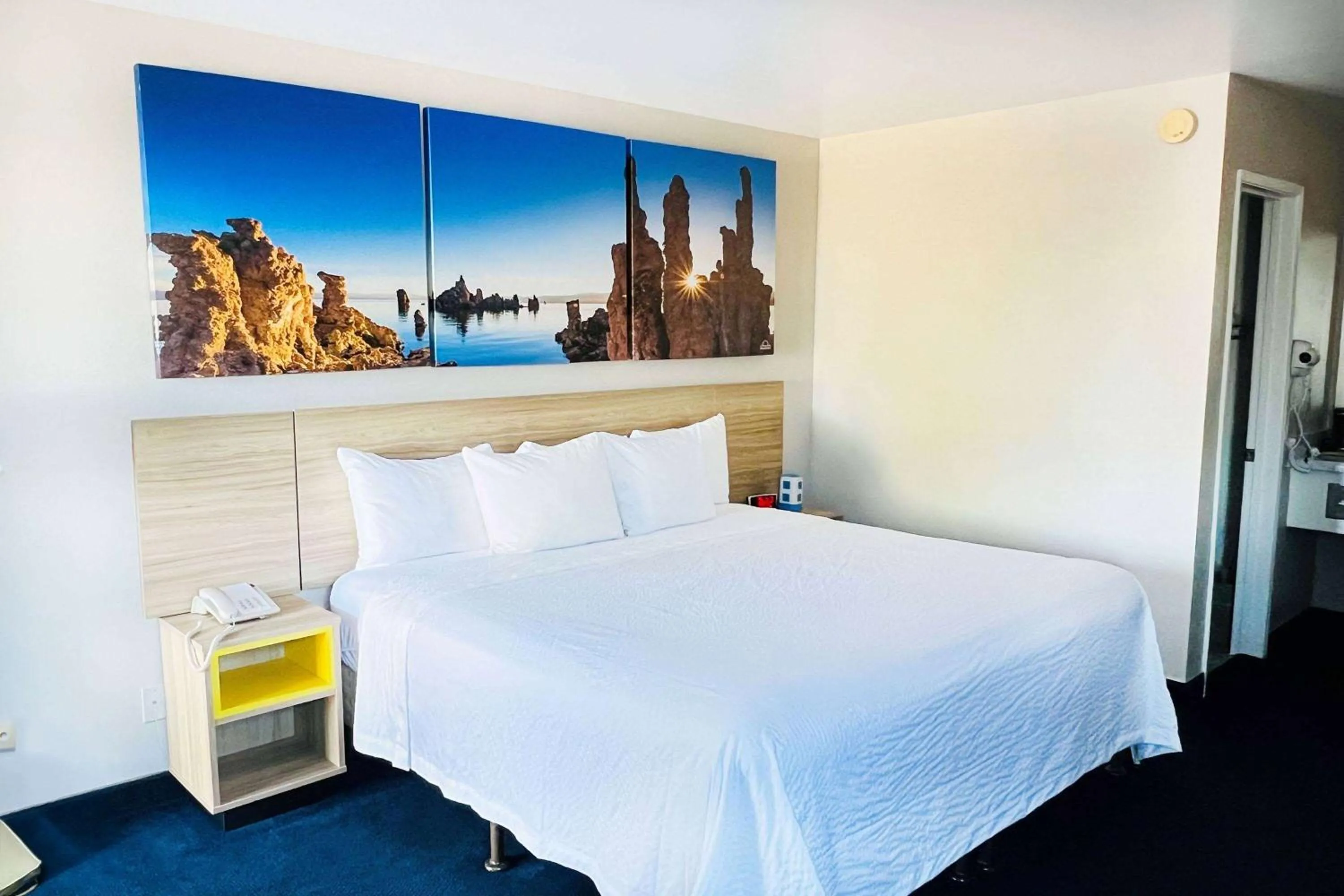 Photo of the whole room, Bed in Days Inn by Wyndham Ridgecrest near China Lake Naval Station