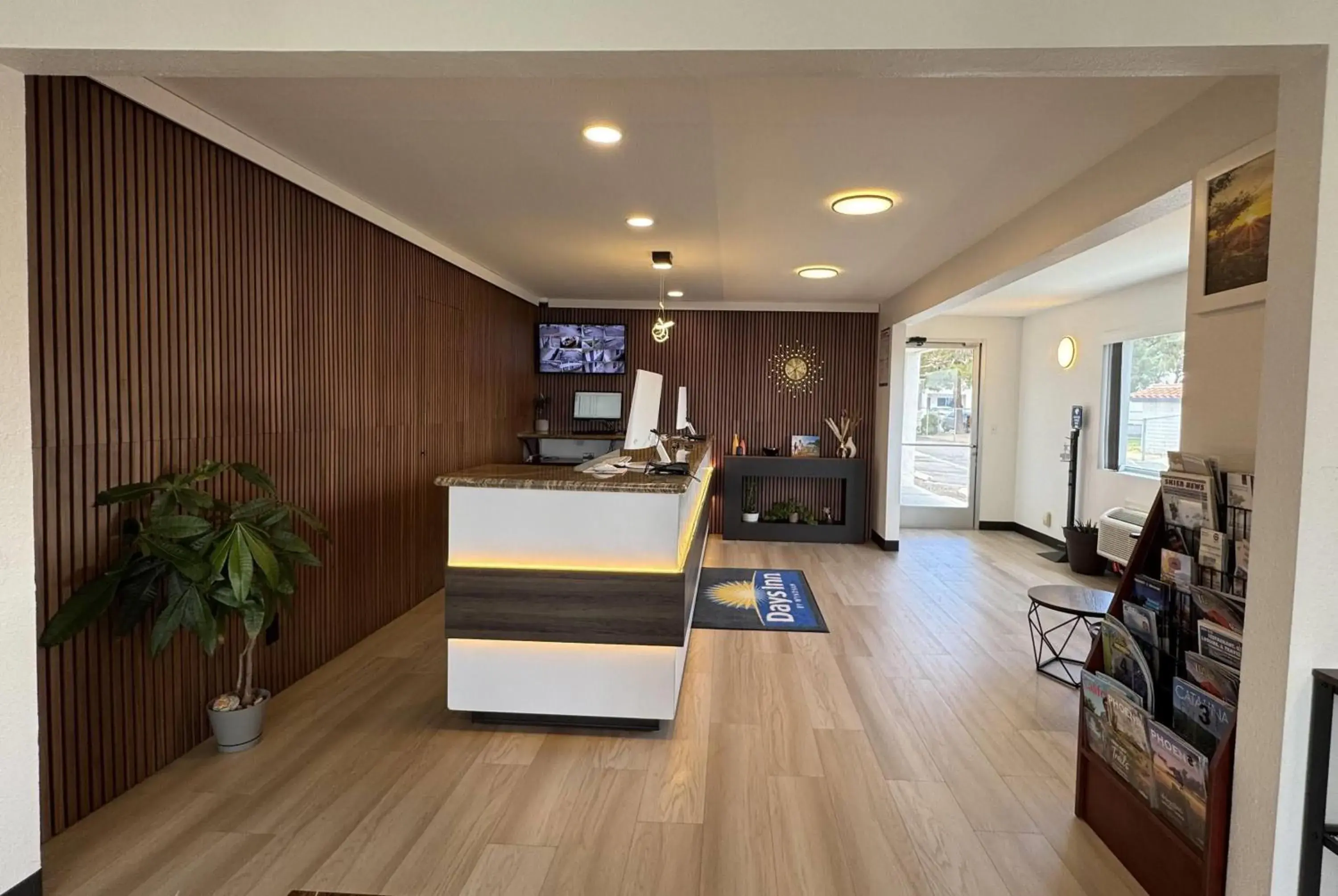 Lobby or reception in Days Inn by Wyndham Ridgecrest near China Lake Naval Station Lobby or reception in Days Inn by Wyndham Ridgecrest near China Lake Naval Station