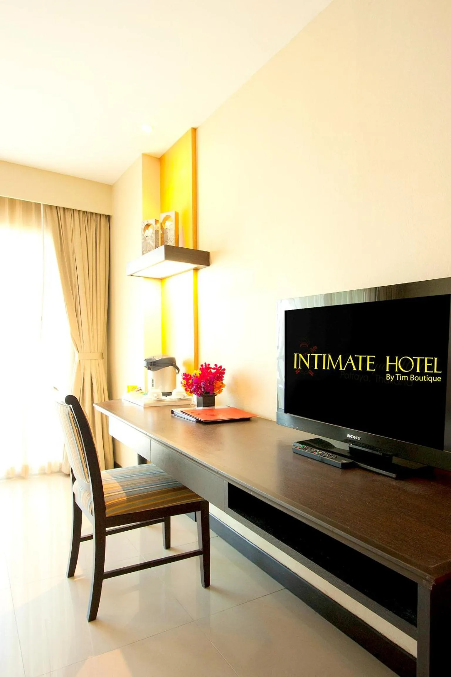 TV and multimedia in Intimate Hotel Pattaya - SHA Extra Plus