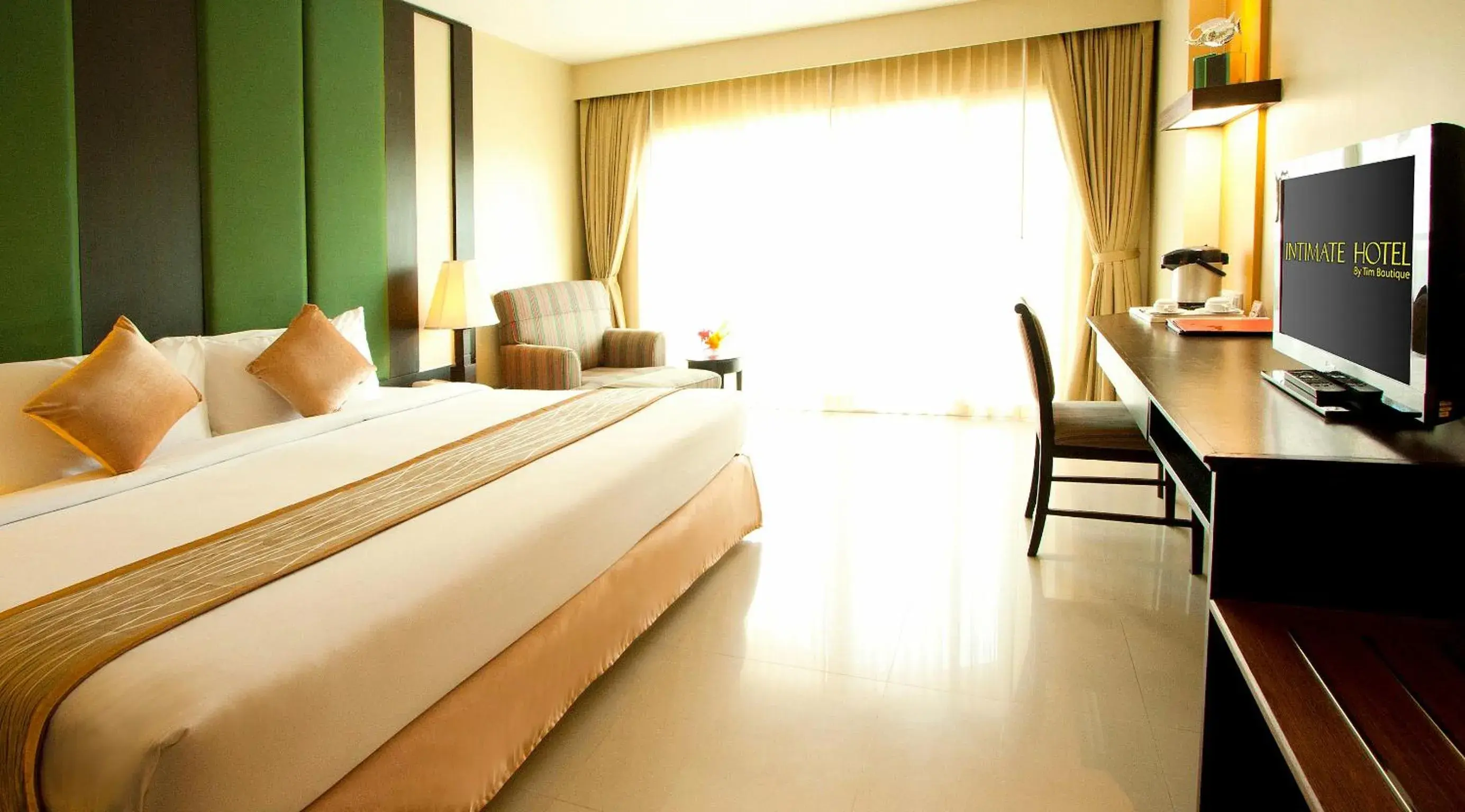 Bed in Intimate Hotel Pattaya - SHA Extra Plus
