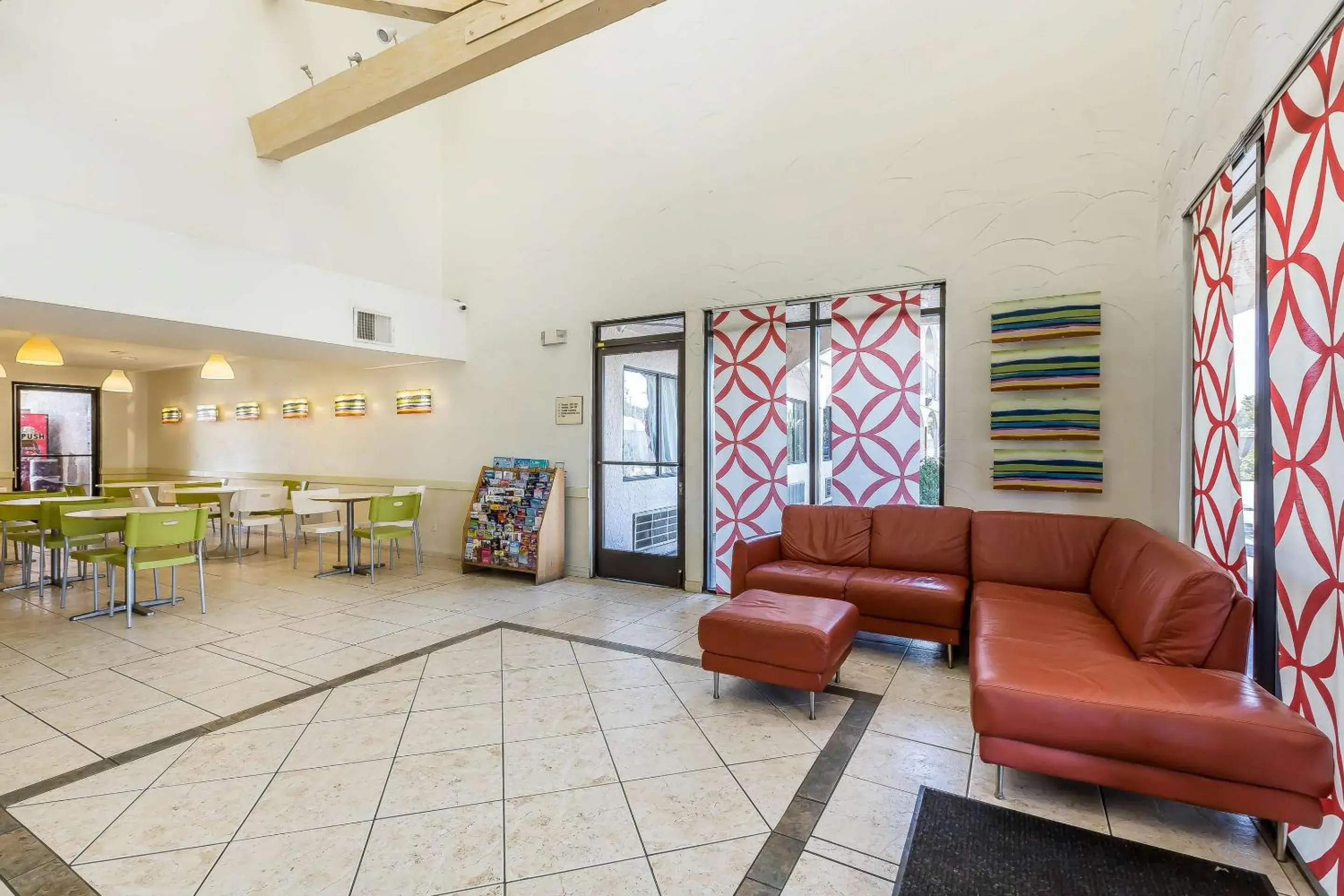 Lobby or reception in Rodeway Inn Magic Mountain Area Lobby or reception in Rodeway Inn Magic Mountain Area