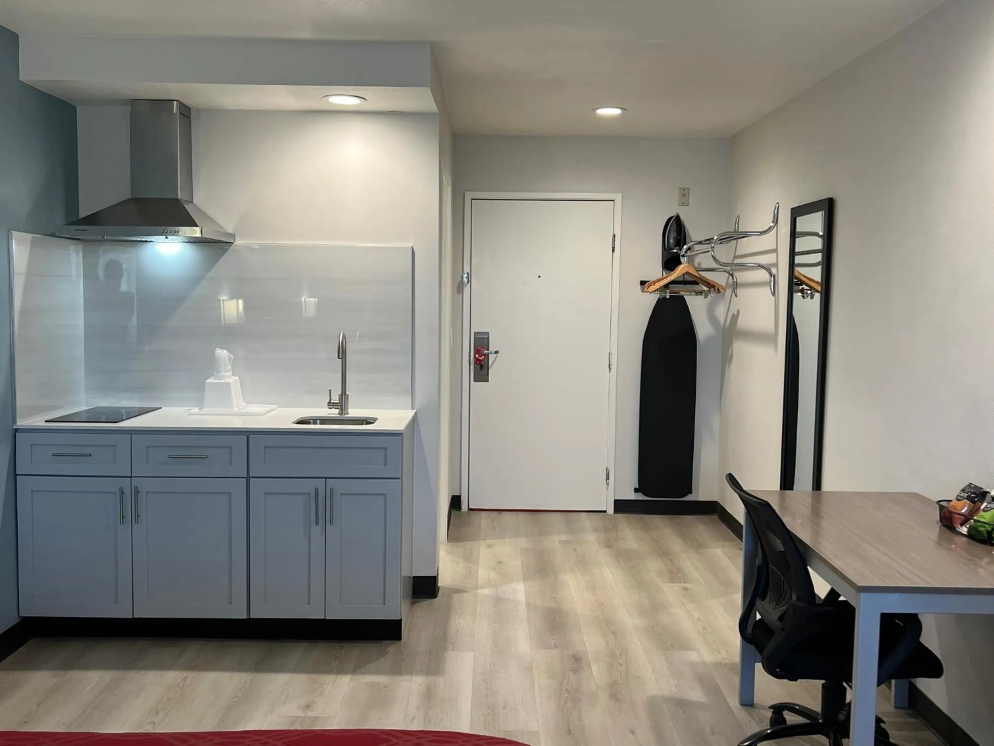 Kitchen or kitchenette in Quality Inn Tracy I-205