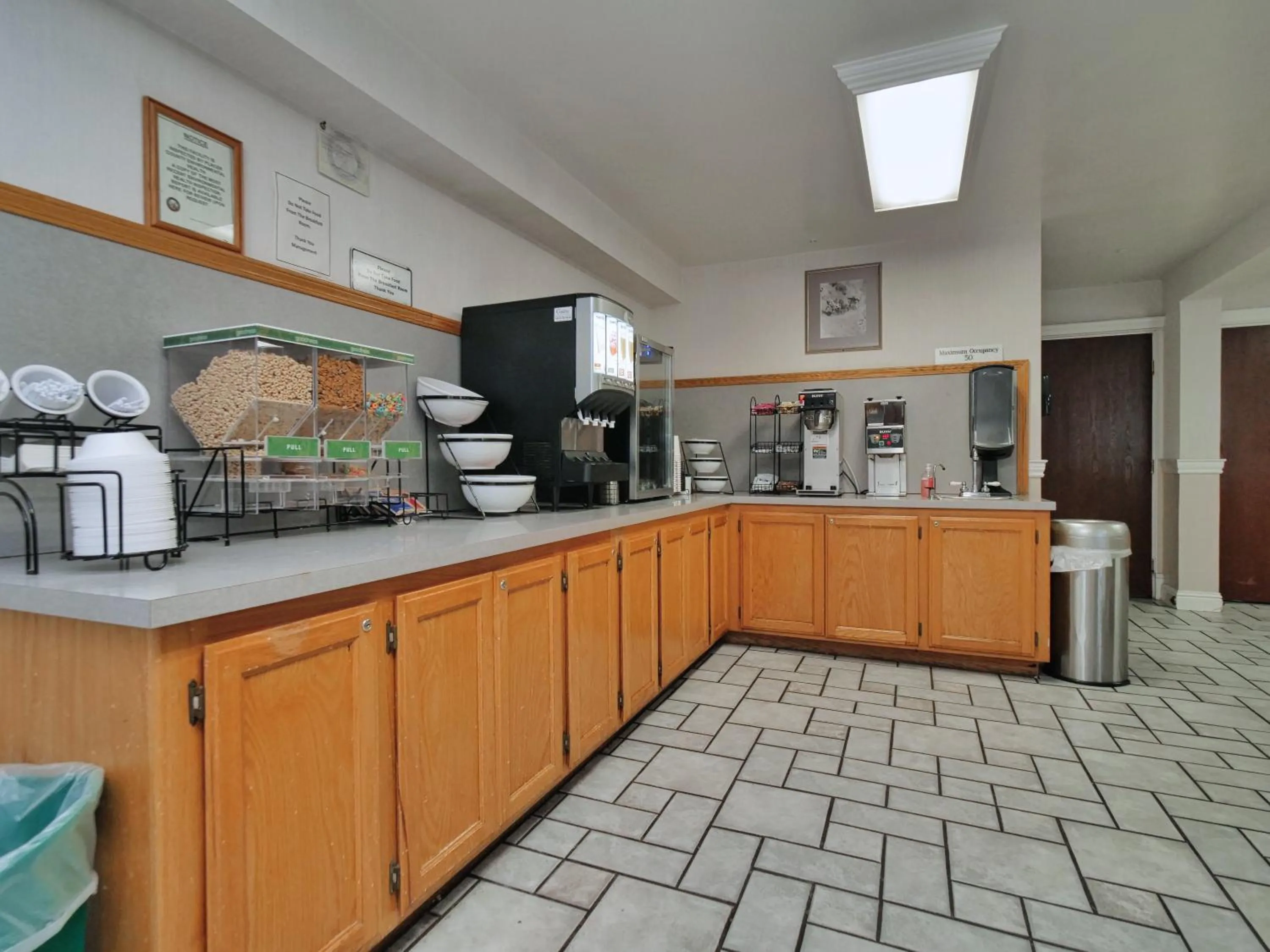 Red Lion Inn & Suites Auburn