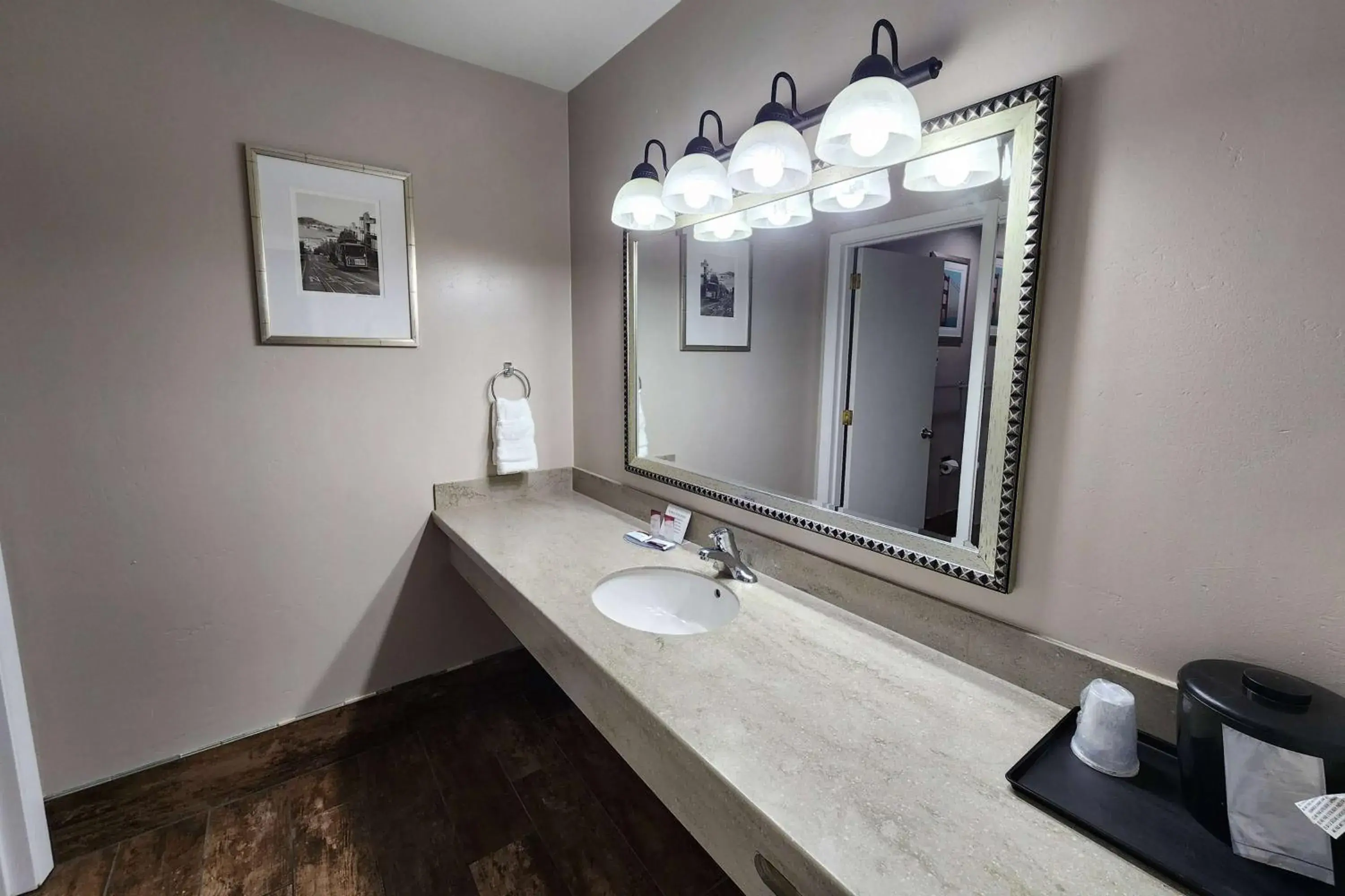 Bathroom in Ramada Bayside Inn & Suites Eureka Bathroom in Ramada Bayside Inn & Suites Eureka