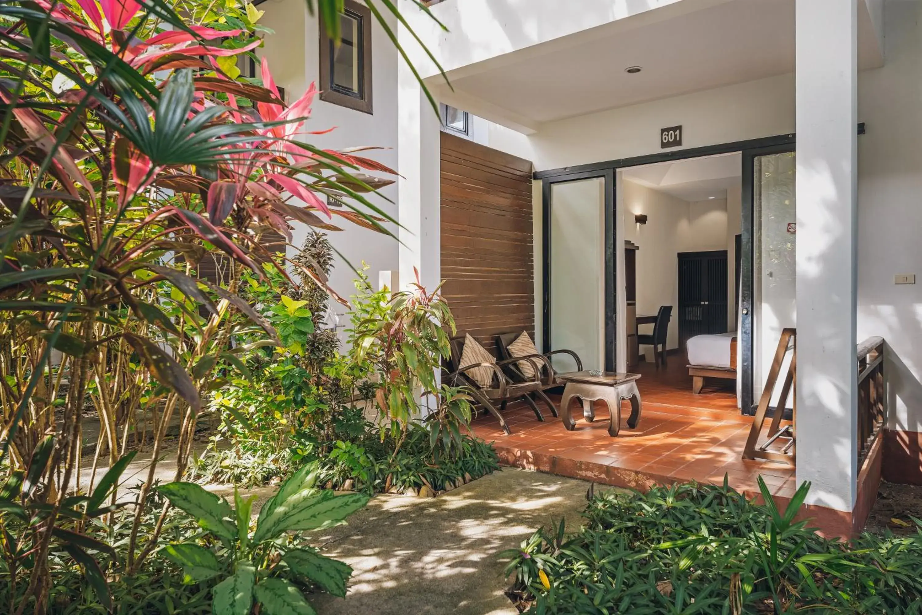 Garden view in The Hive Hotel Garden view in The Hive Hotel