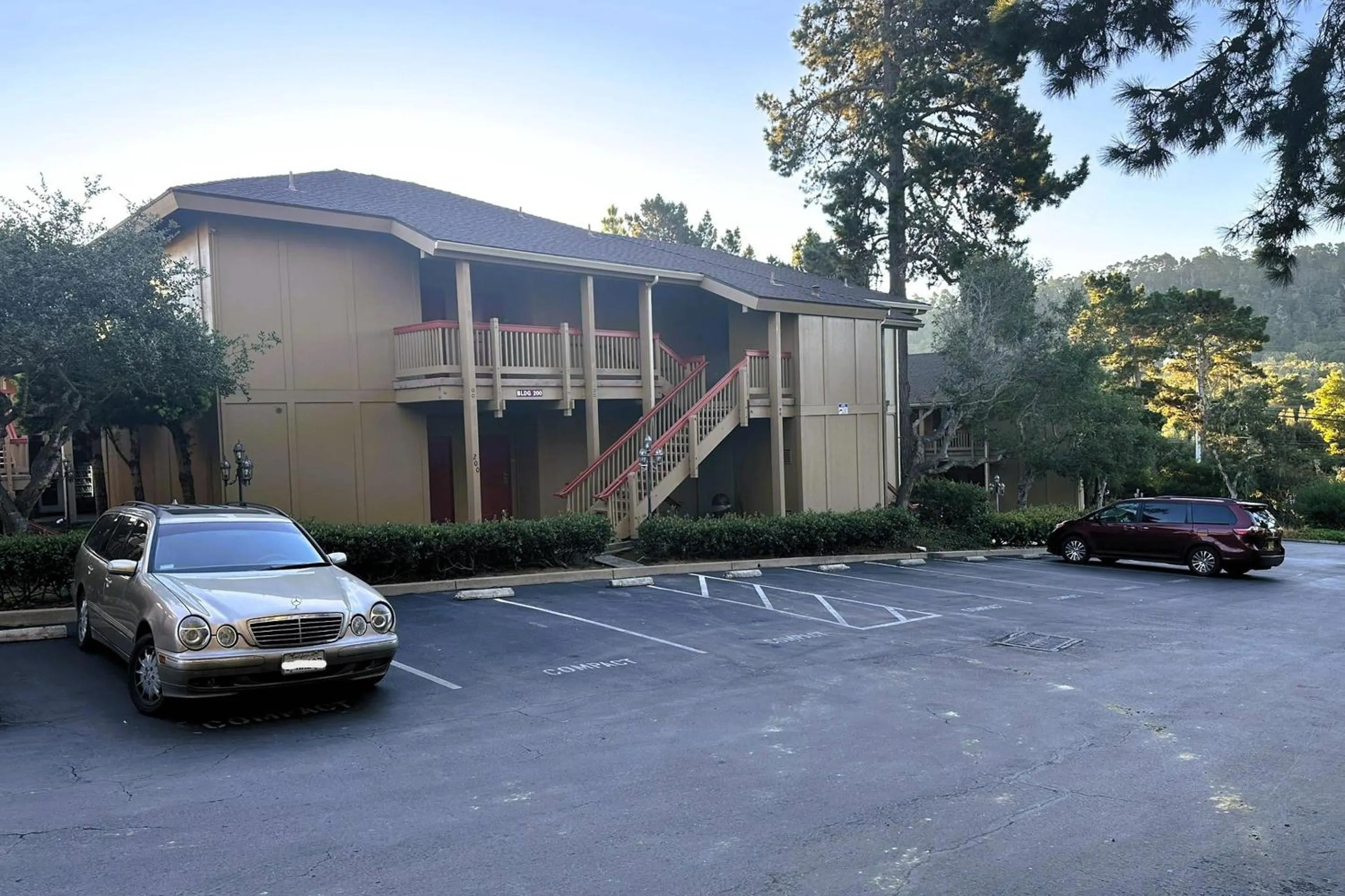 Property building in Comfort Inn Monterey Peninsula Airport