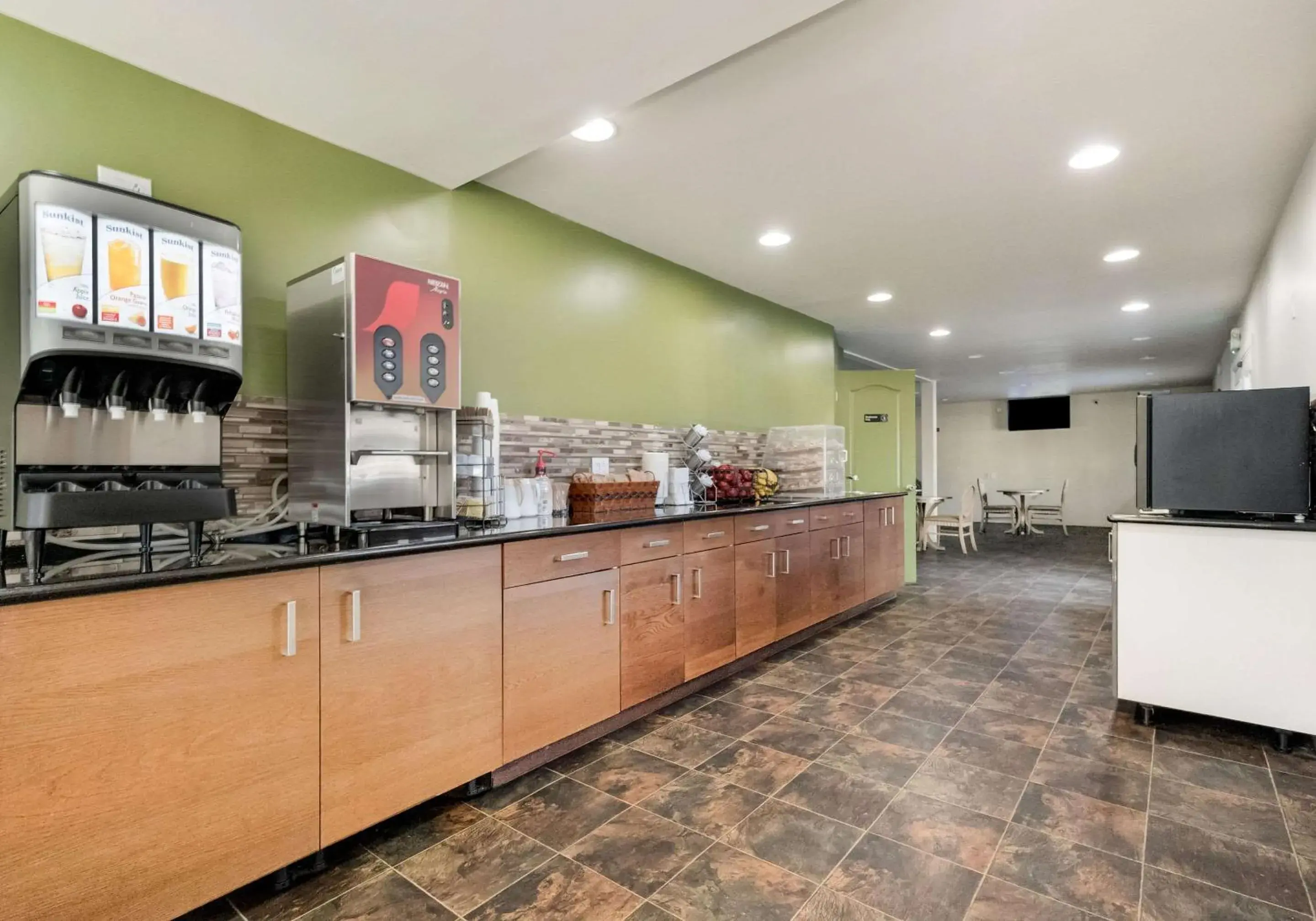 Breakfast in Quality Inn South Lake Tahoe Breakfast in Quality Inn South Lake Tahoe