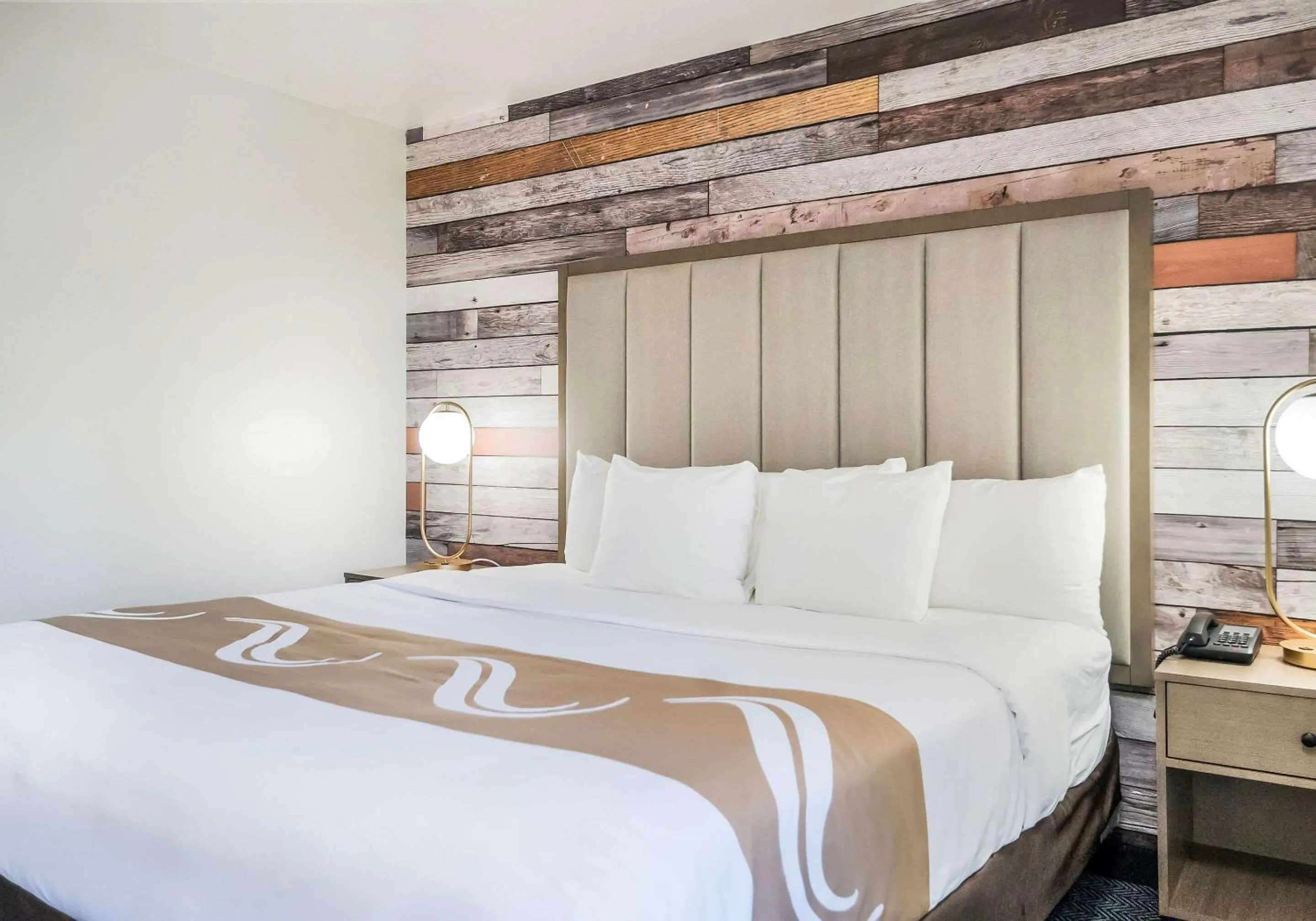 Bedroom, Bed in Quality Inn South Lake Tahoe