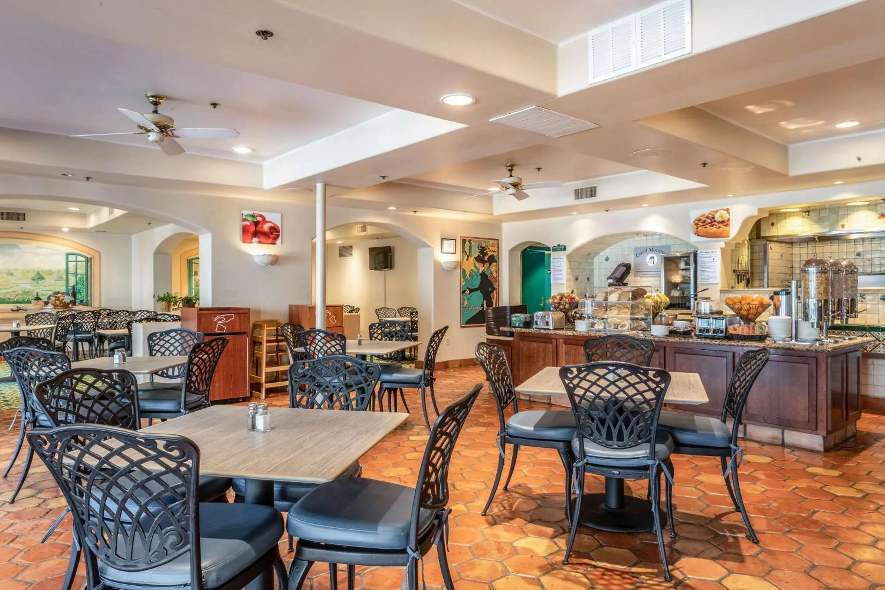 Breakfast in Quality Suites Downtown San Luis Obispo Breakfast in Quality Suites Downtown San Luis Obispo