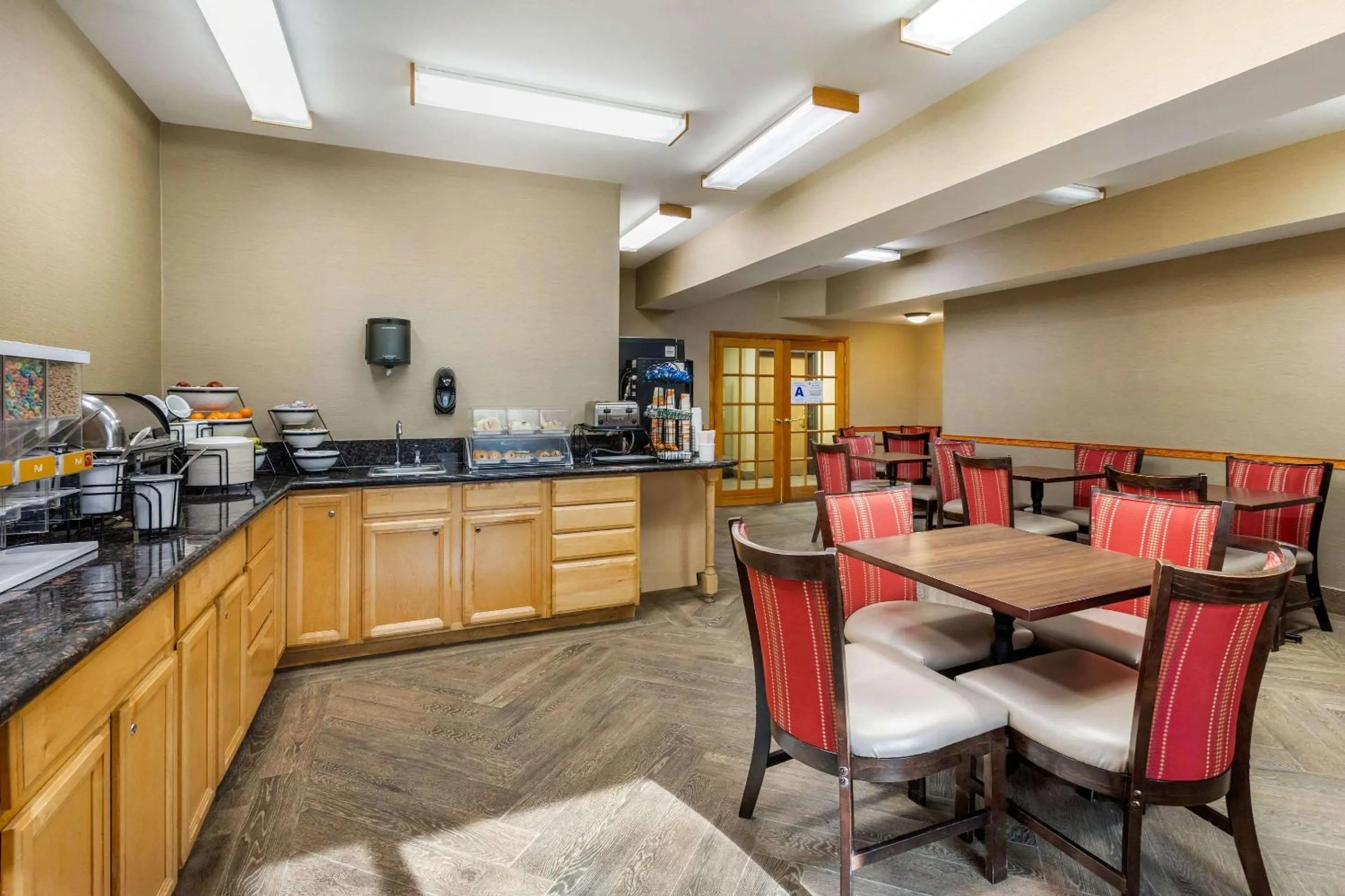 Restaurant/places to eat in Comfort Inn & Suites Murrieta Temecula Wine Country