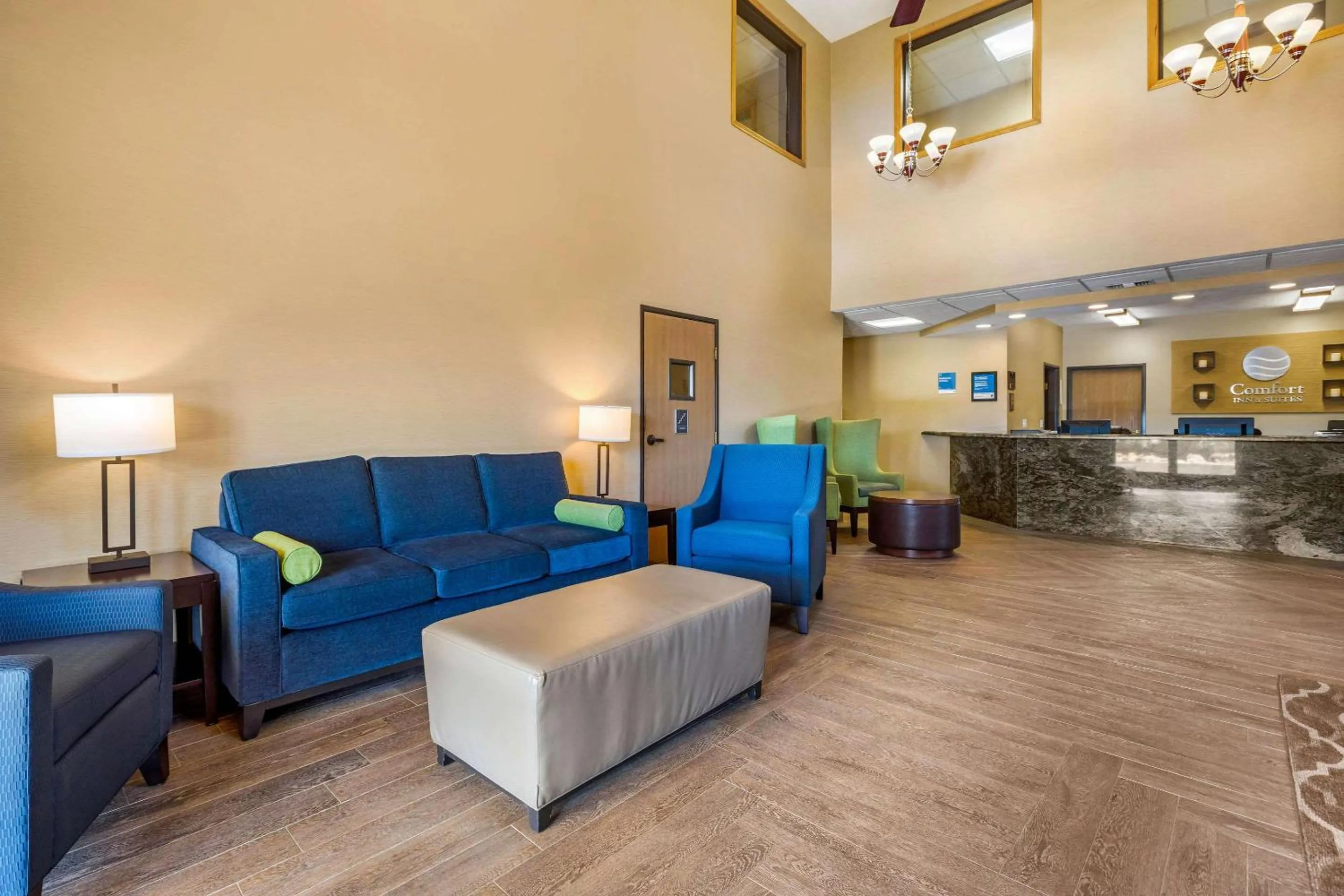 Lobby or reception in Comfort Inn & Suites Murrieta Temecula Wine Country