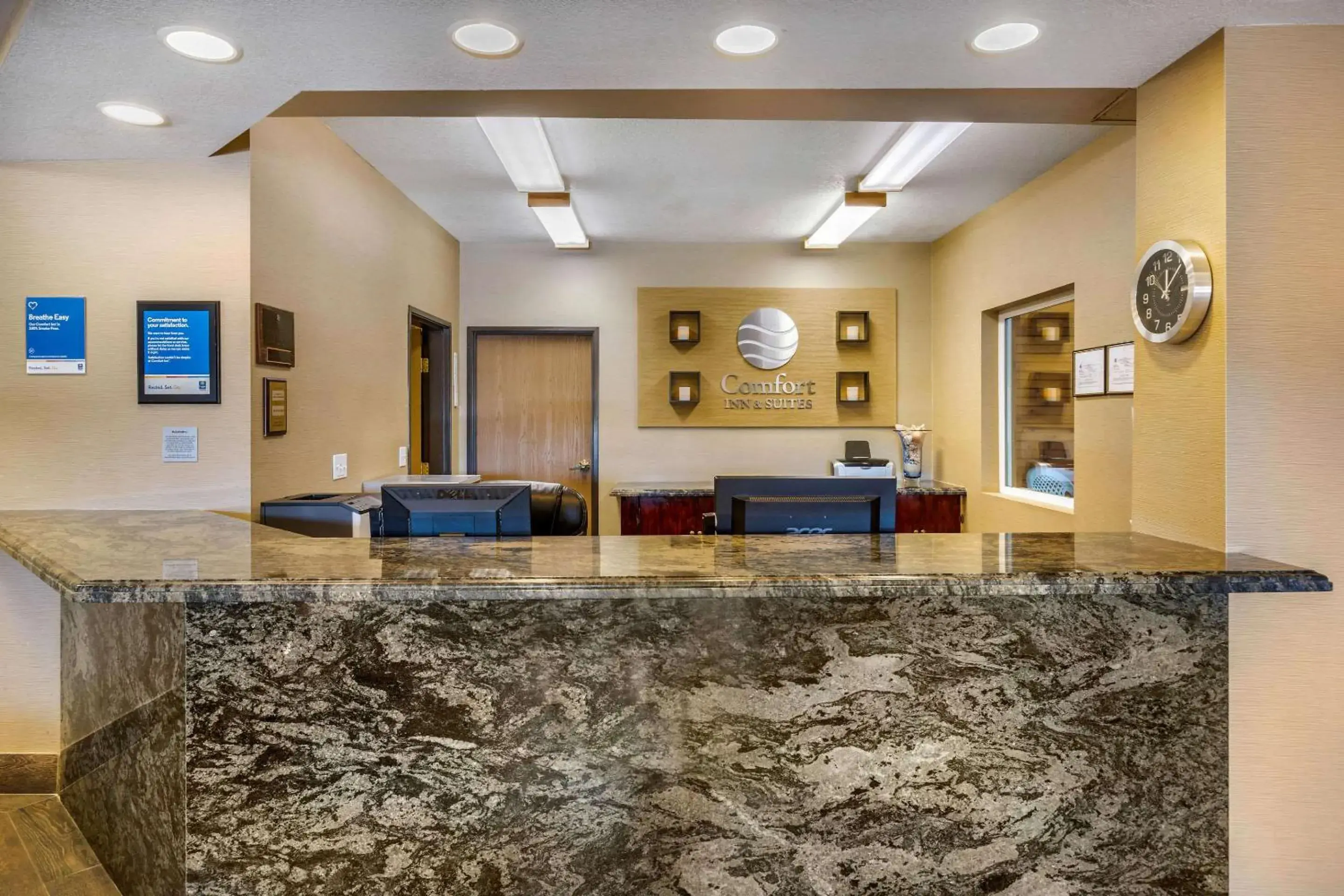 Lobby or reception in Comfort Inn & Suites Murrieta Temecula Wine Country Lobby or reception in Comfort Inn & Suites Murrieta Temecula Wine Country