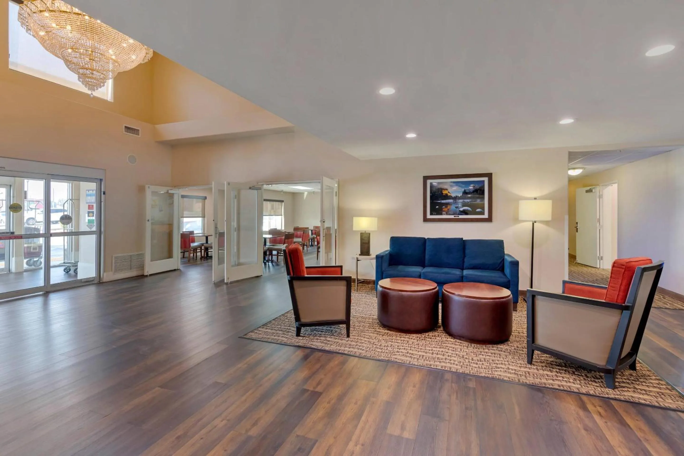 Lobby or reception in Comfort Suites Victorville-Hesperia