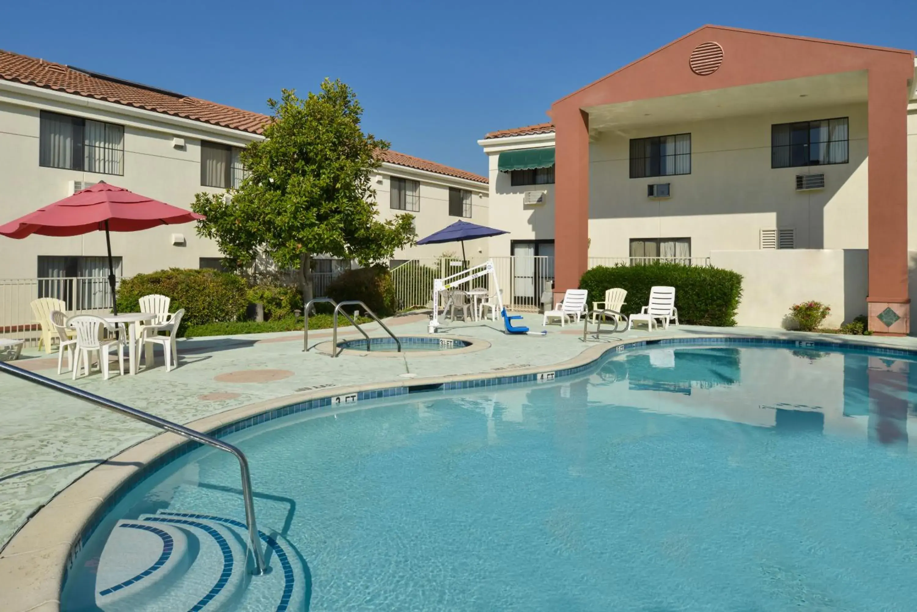 Spa and wellness centre/facilities in Quality Inn & Suites Walnut - City of Industry Spa and wellness centre/facilities in Quality Inn & Suites Walnut - City of Industry