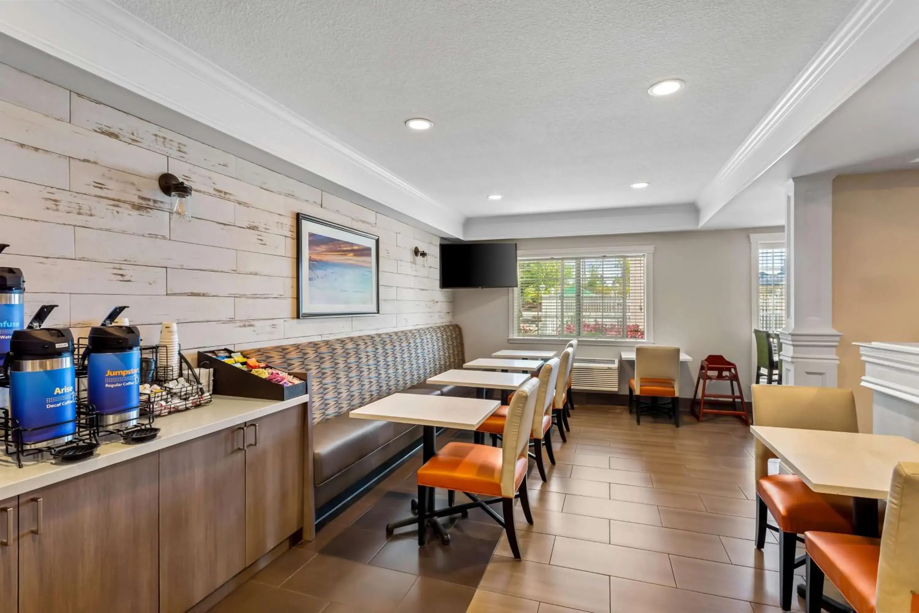 Breakfast in Best Western Paradise Hotel Breakfast in Best Western Paradise Hotel