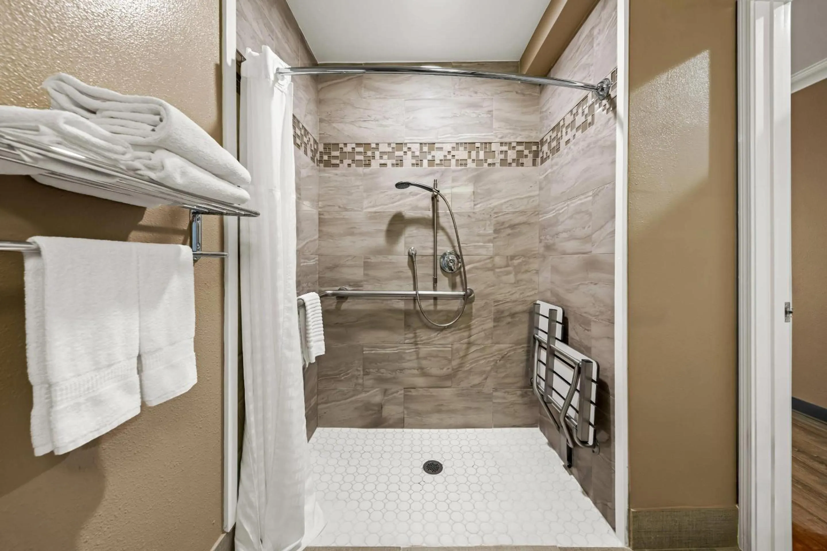 Bedroom in Comfort Inn & Suites Salinas City Center Area