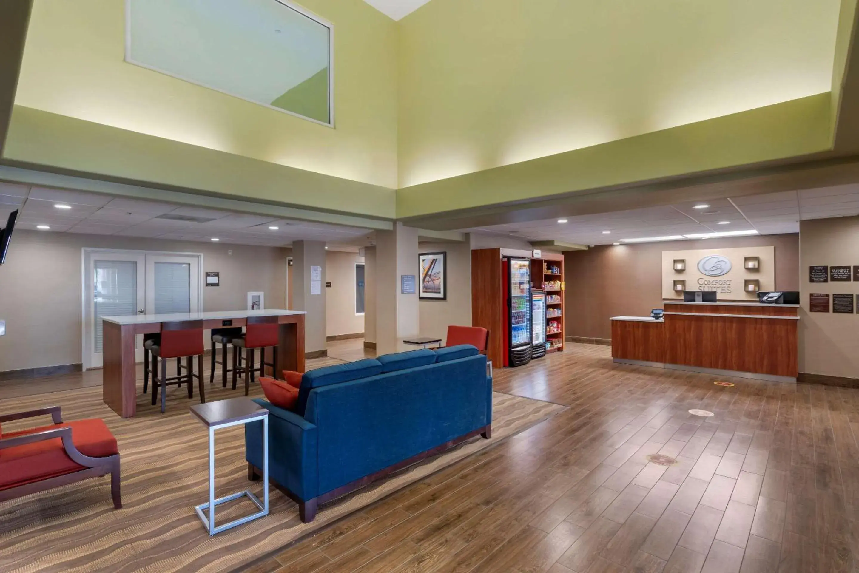 Lobby or reception in Comfort Suites Marysville-Yuba City Lobby or reception in Comfort Suites Marysville-Yuba City