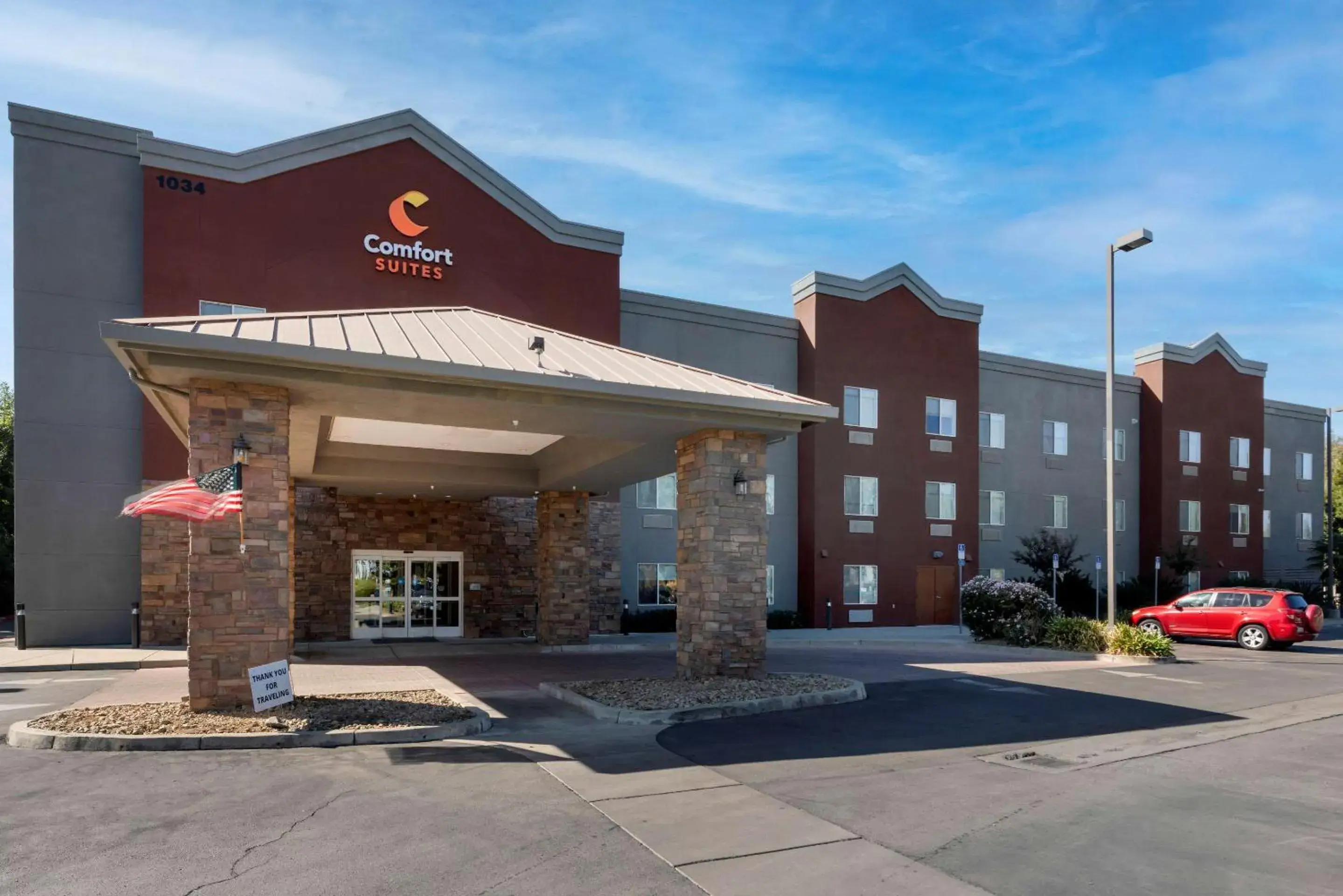 Property building in Comfort Suites Marysville-Yuba City Property building in Comfort Suites Marysville-Yuba City