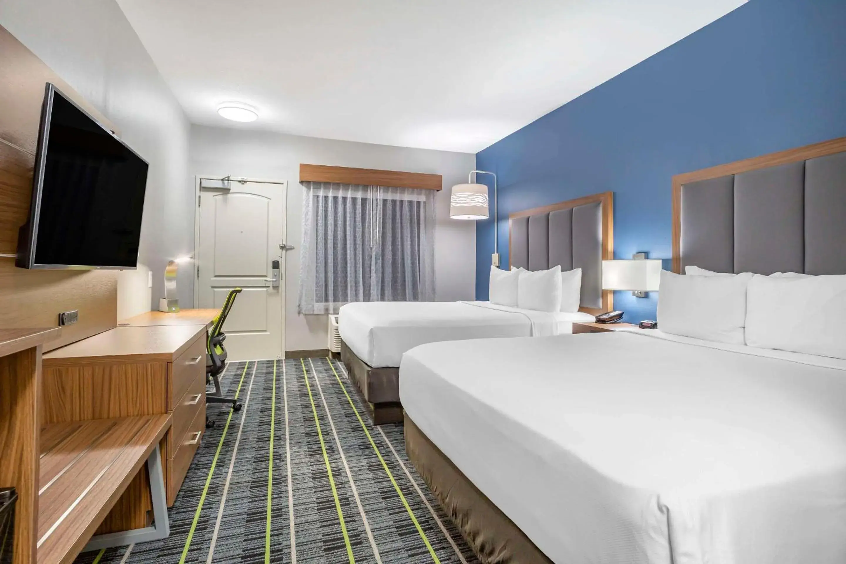 Bedroom, Bed in Quality Inn & Suites Livermore Wine Country Bedroom, Bed in Quality Inn & Suites Livermore Wine Country