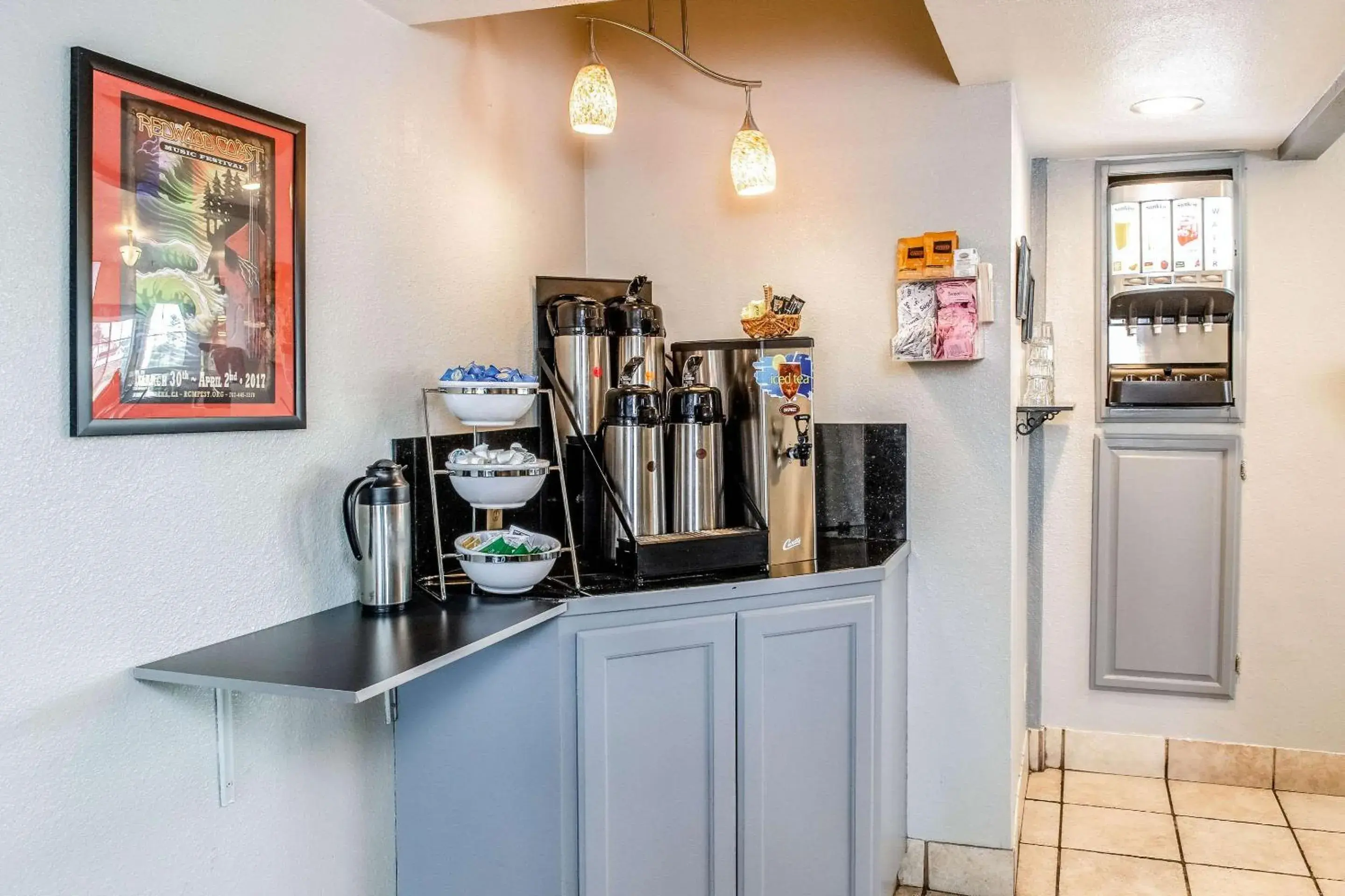 Breakfast in Clarion Hotel By Humboldt Bay Breakfast in Clarion Hotel By Humboldt Bay