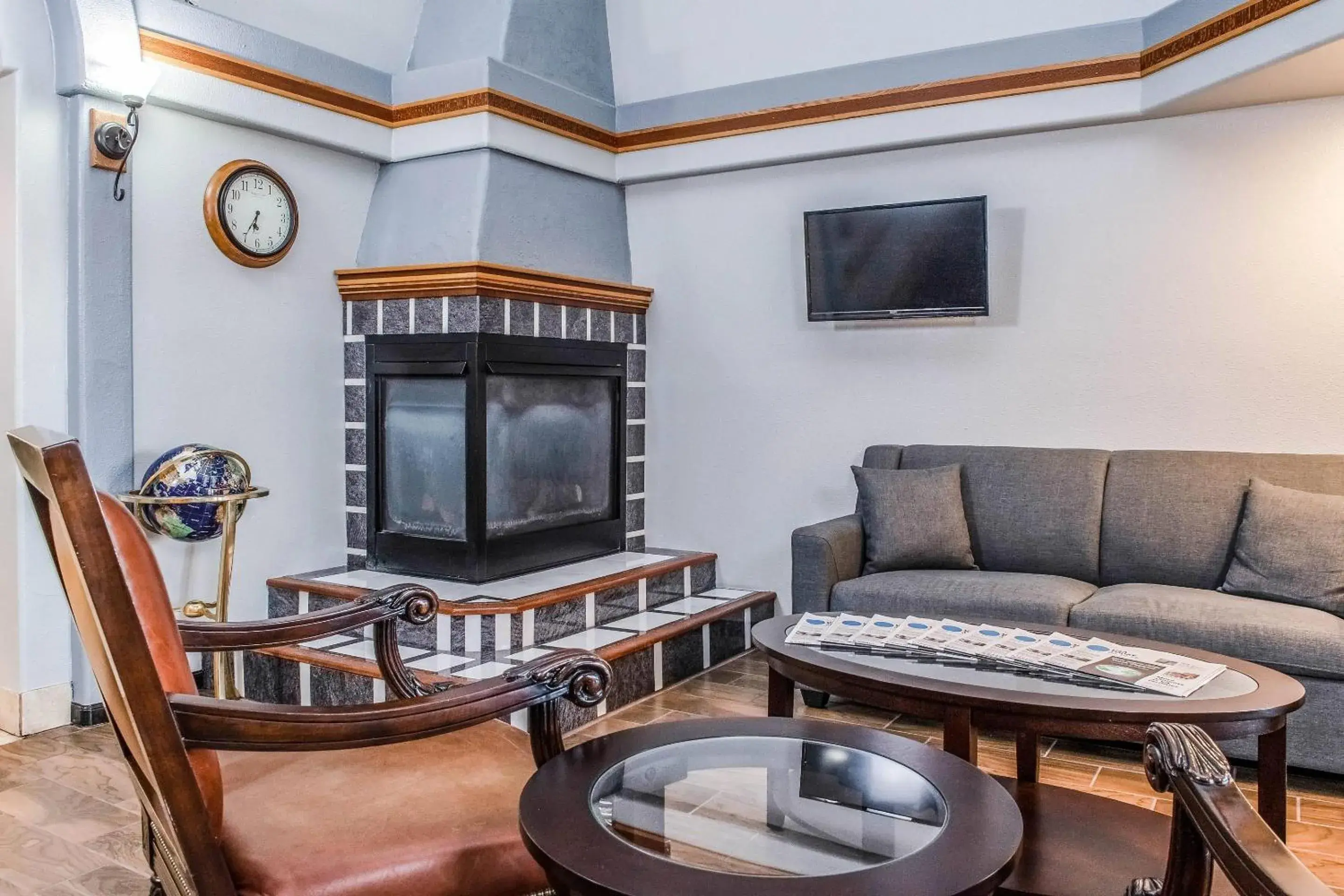 Lobby or reception in Clarion Hotel By Humboldt Bay Lobby or reception in Clarion Hotel By Humboldt Bay