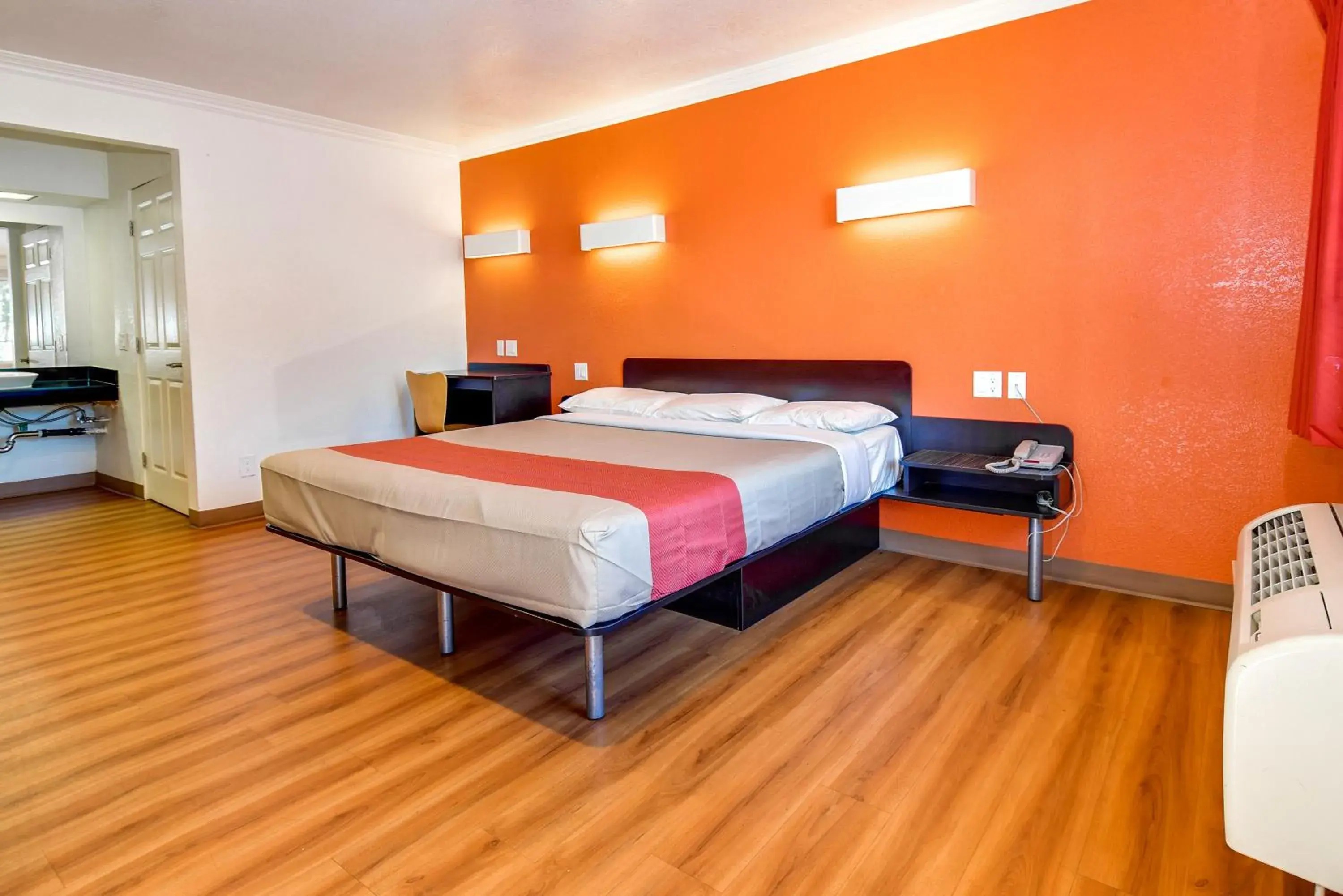 Bed in Motel 6 Garden Grove Bed in Motel 6 Garden Grove