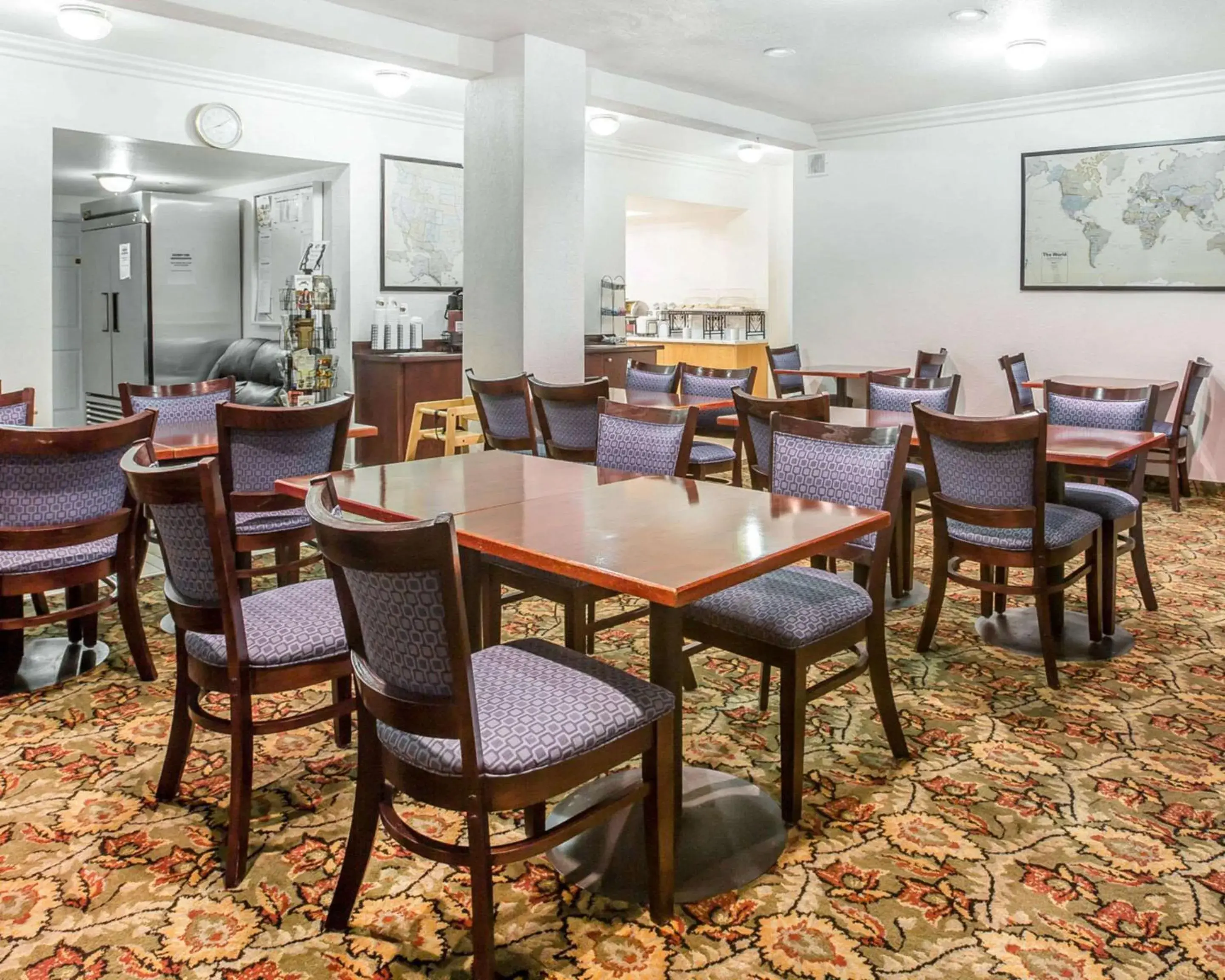 Restaurant/places to eat in Quality Inn Yosemite Valley Gateway Restaurant/places to eat in Quality Inn Yosemite Valley Gateway