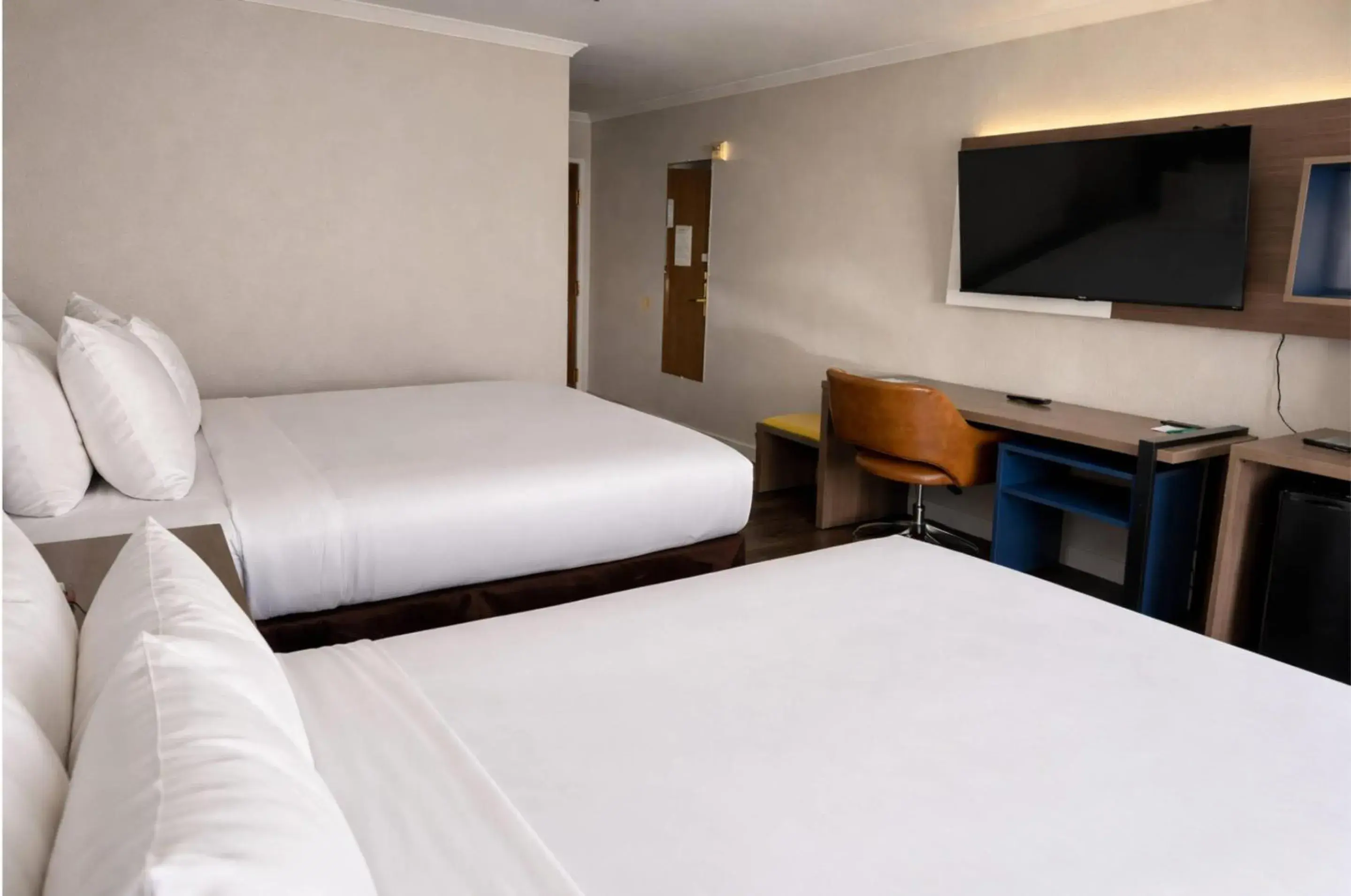 Bedroom, Bed in Quality Inn & Suites Santa Rosa South Bedroom, Bed in Quality Inn & Suites Santa Rosa South