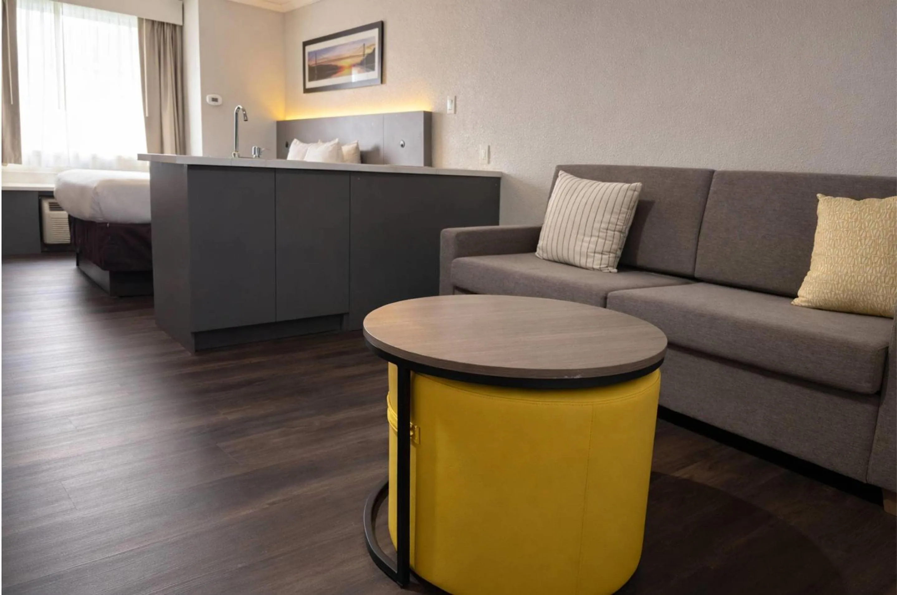 Bedroom in Quality Inn & Suites Santa Rosa South