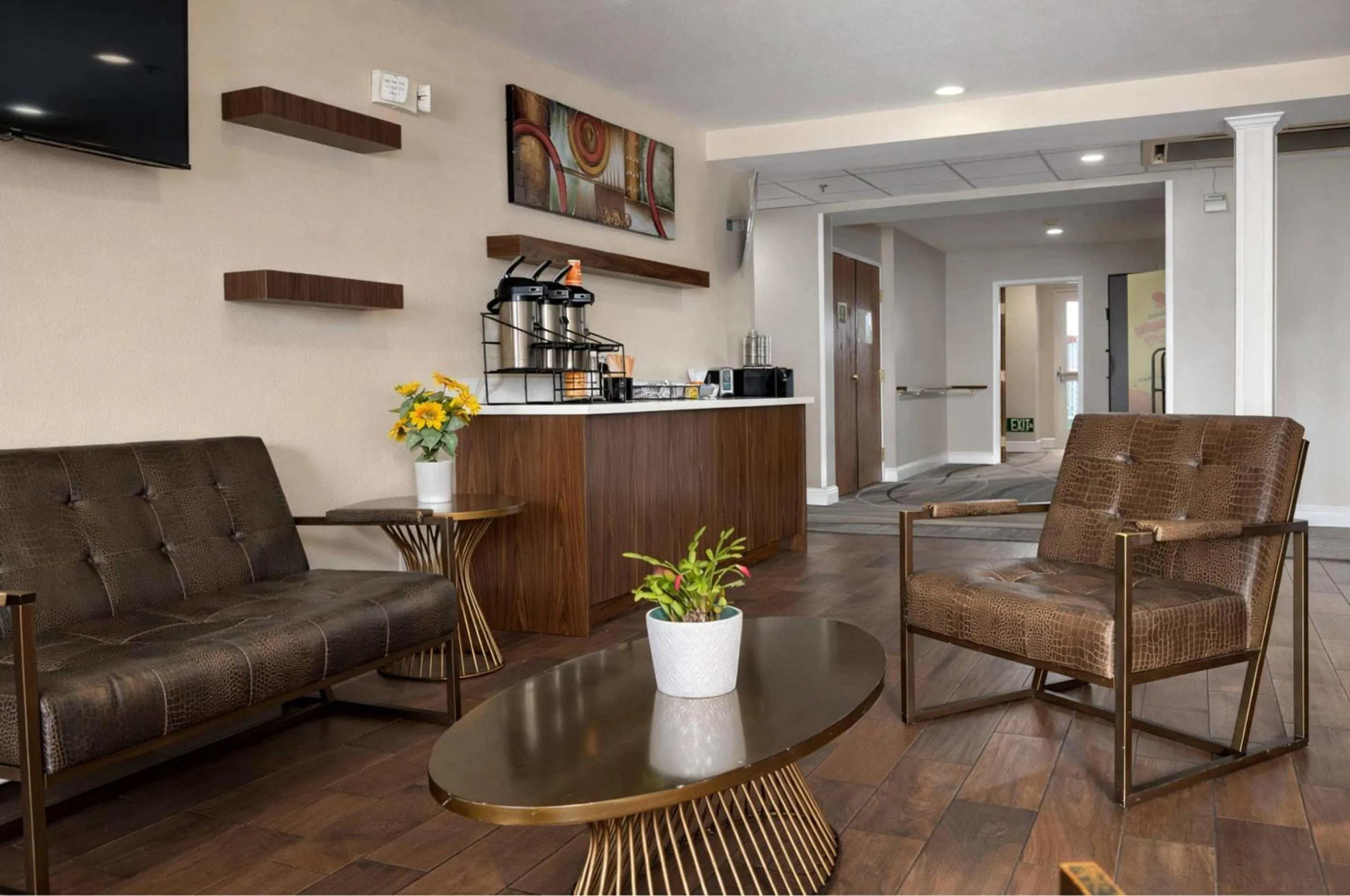 Lobby or reception in Quality Inn & Suites Santa Rosa South