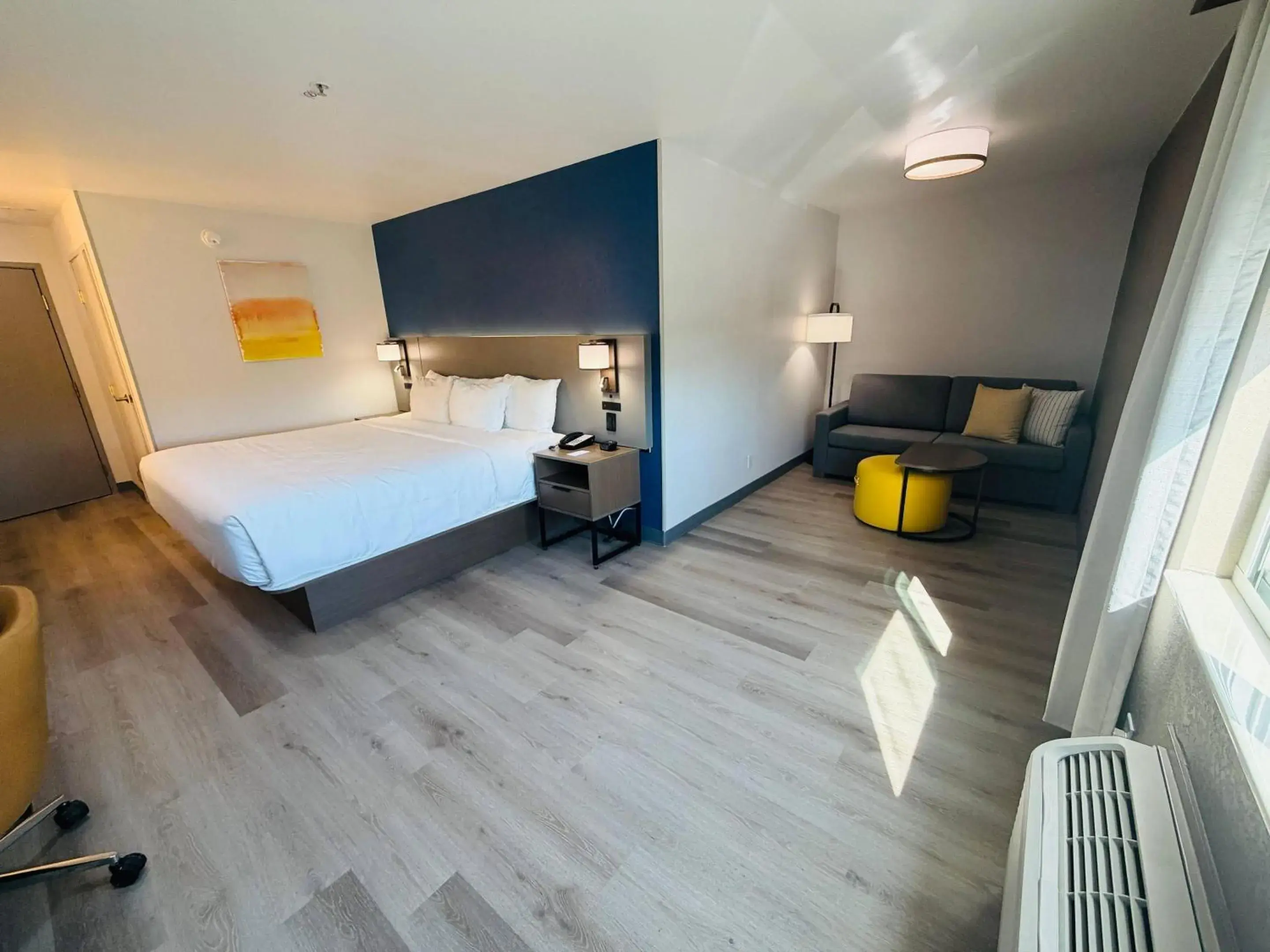 Bedroom, Bed in Comfort Inn Fontana Bedroom, Bed in Comfort Inn Fontana