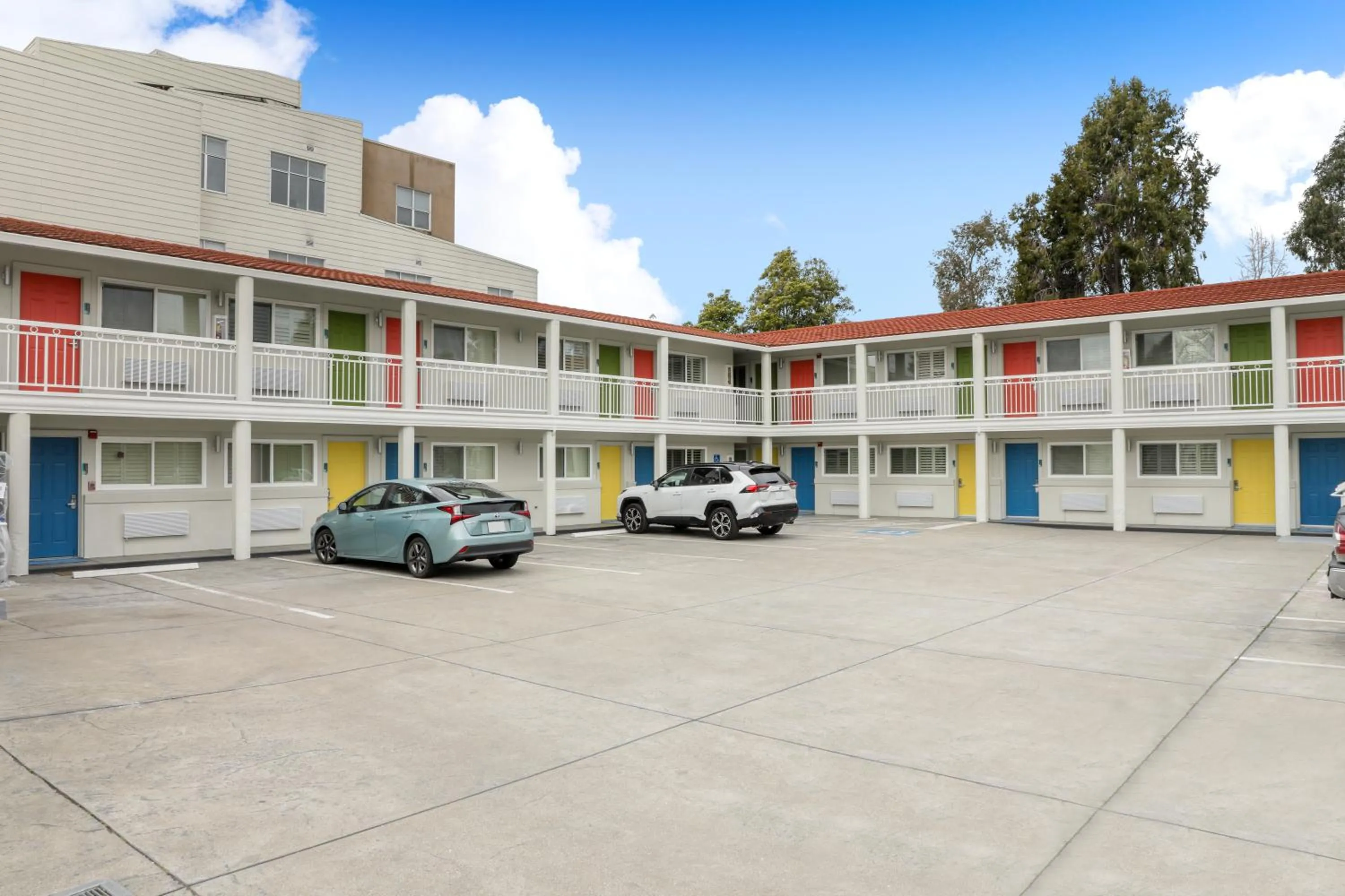 Day in Signature Inn Berkeley