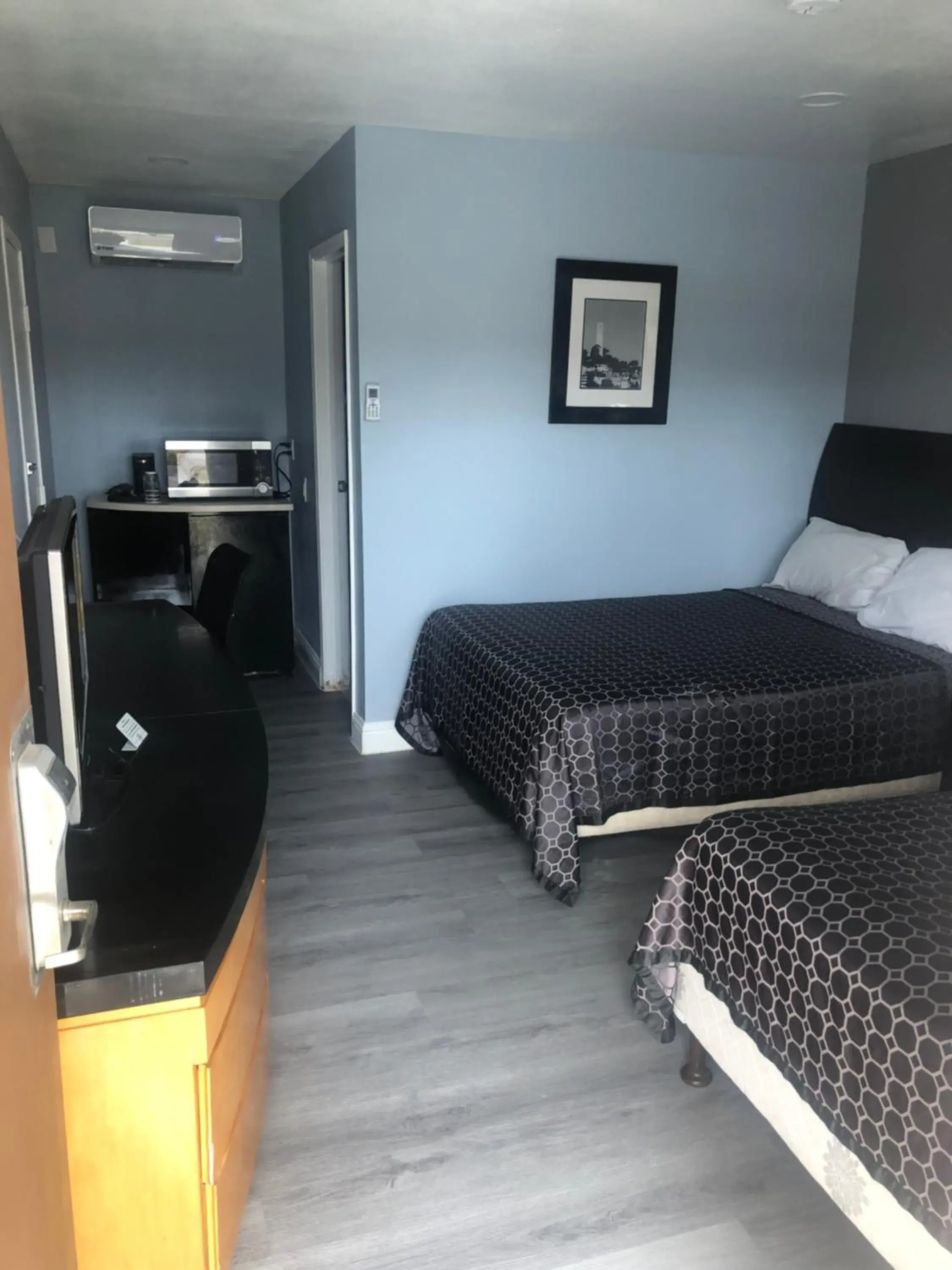 Economy Double Room in SureStay Hotel by Best Western Buttonwillow Economy Double Room in SureStay Hotel by Best Western Buttonwillow