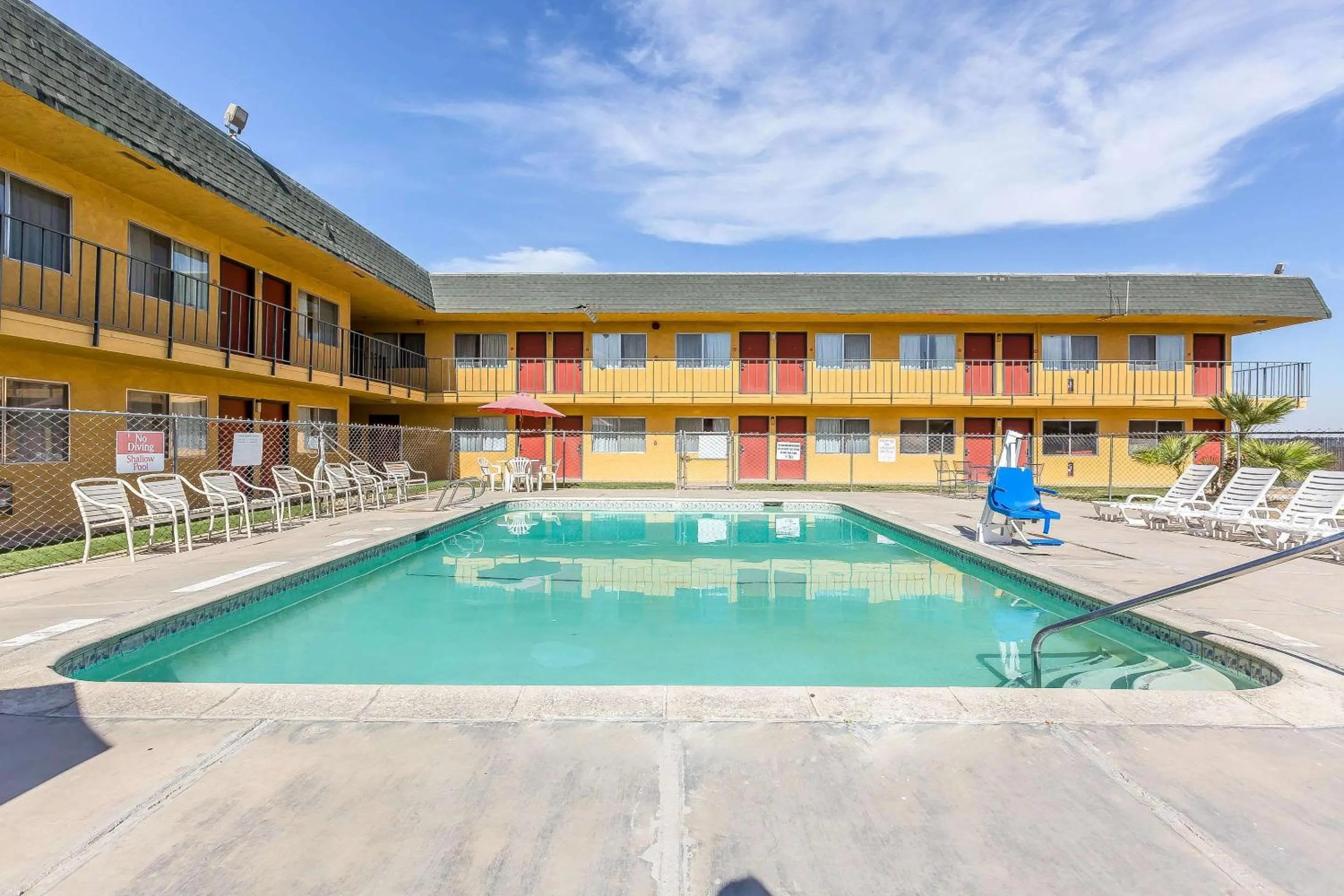 Swimming Pool in SureStay Hotel by Best Western Buttonwillow