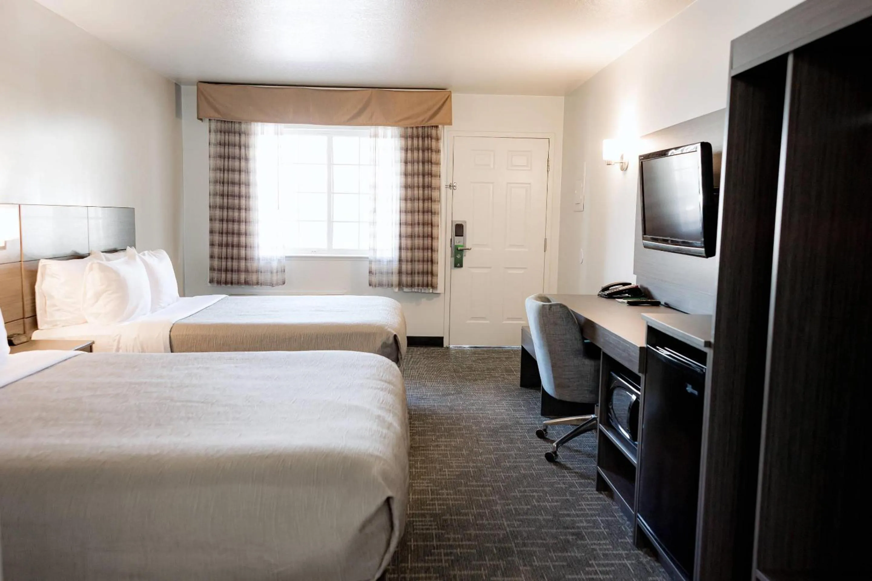 Bedroom in Quality Inn & Suites Lathrop